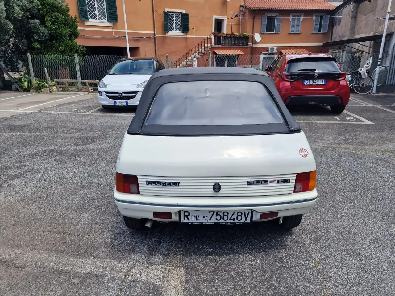 Peugeot 205 3p 1.1 cj cabrio, foto 3