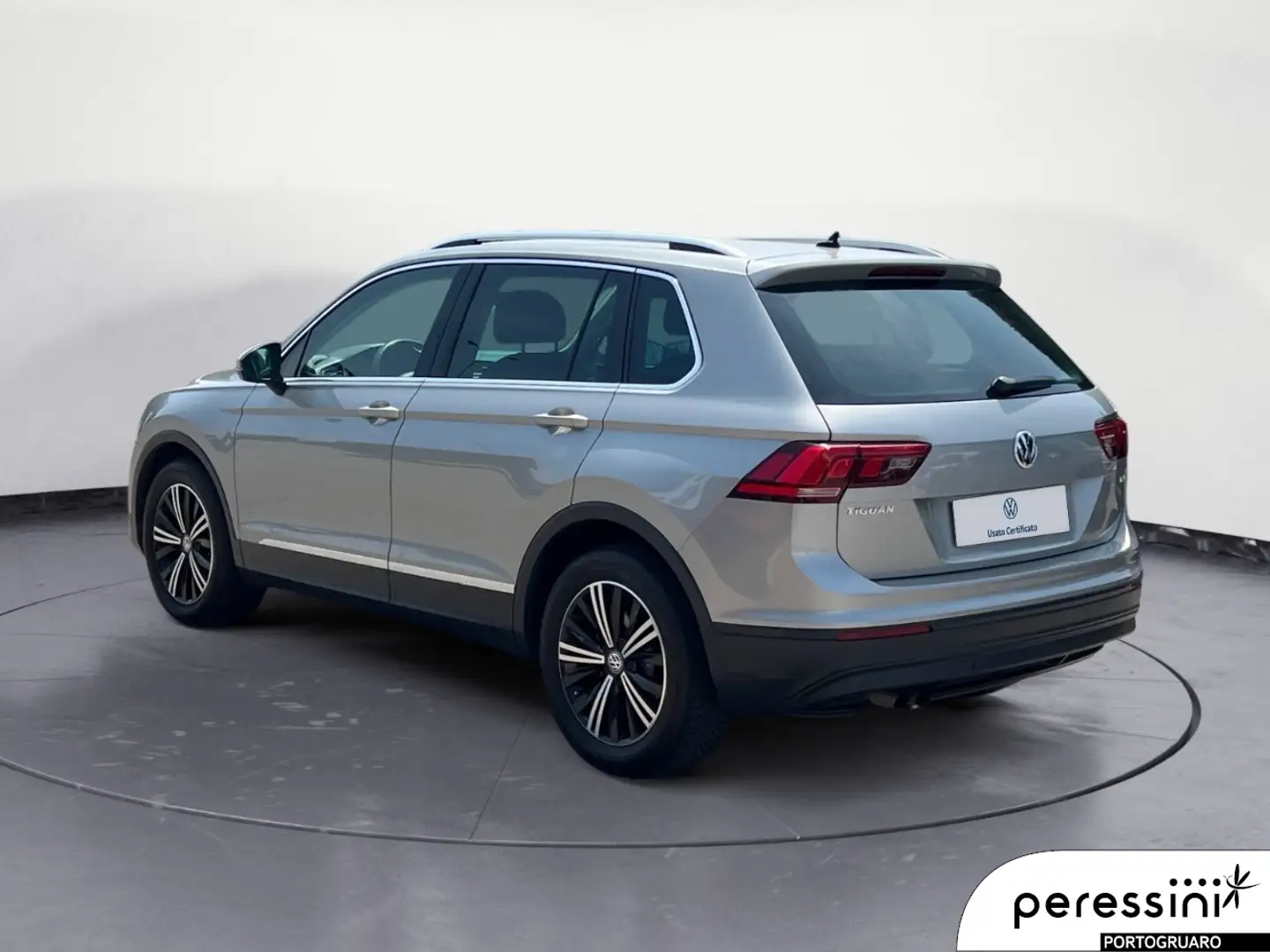 Volkswagen Tiguan 1.4 TSI BlueMotion Business Gris - 2