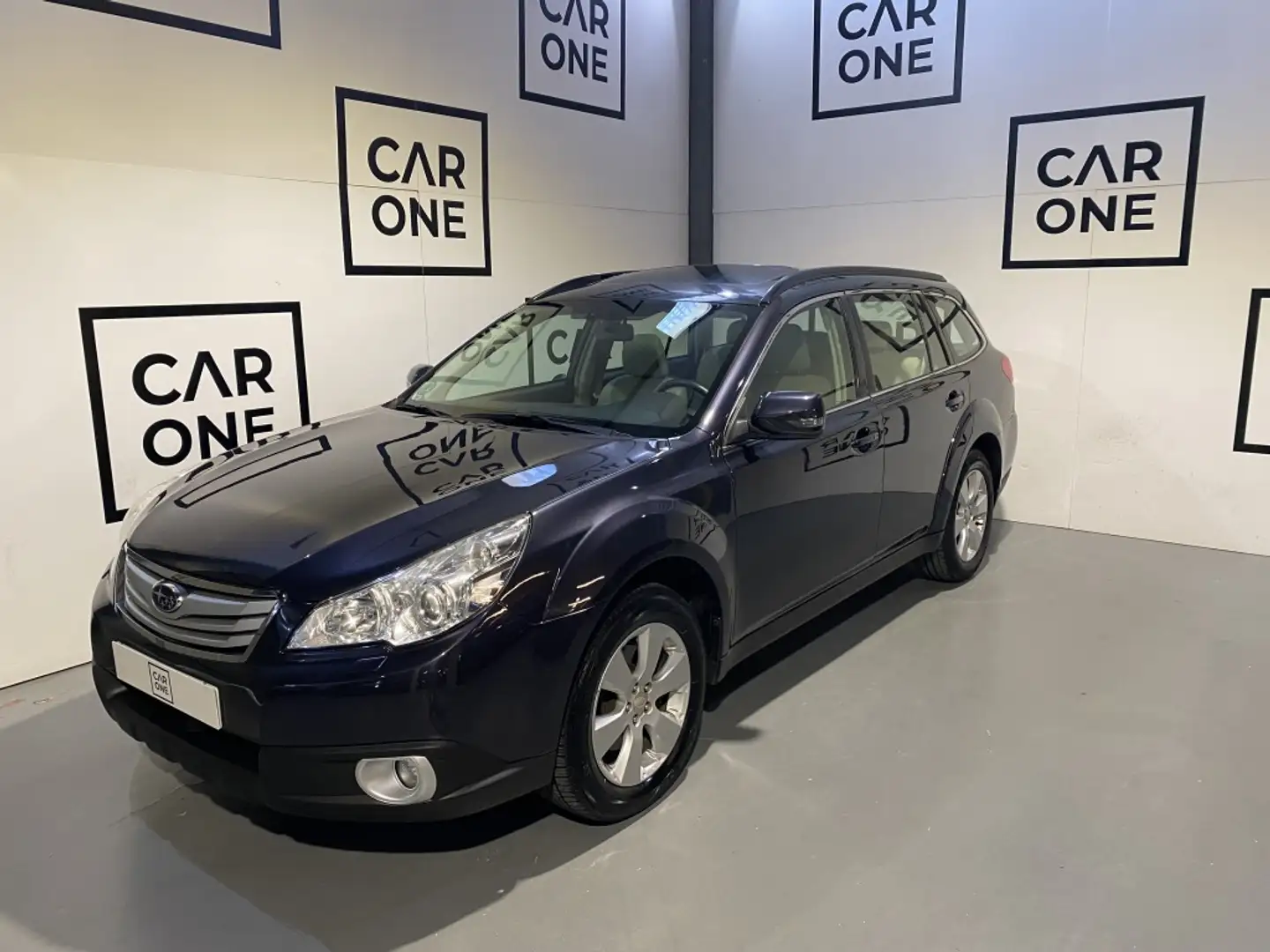 Subaru OUTBACK 3.6 Limited Plus CVT Lineartronic Šedá - 1