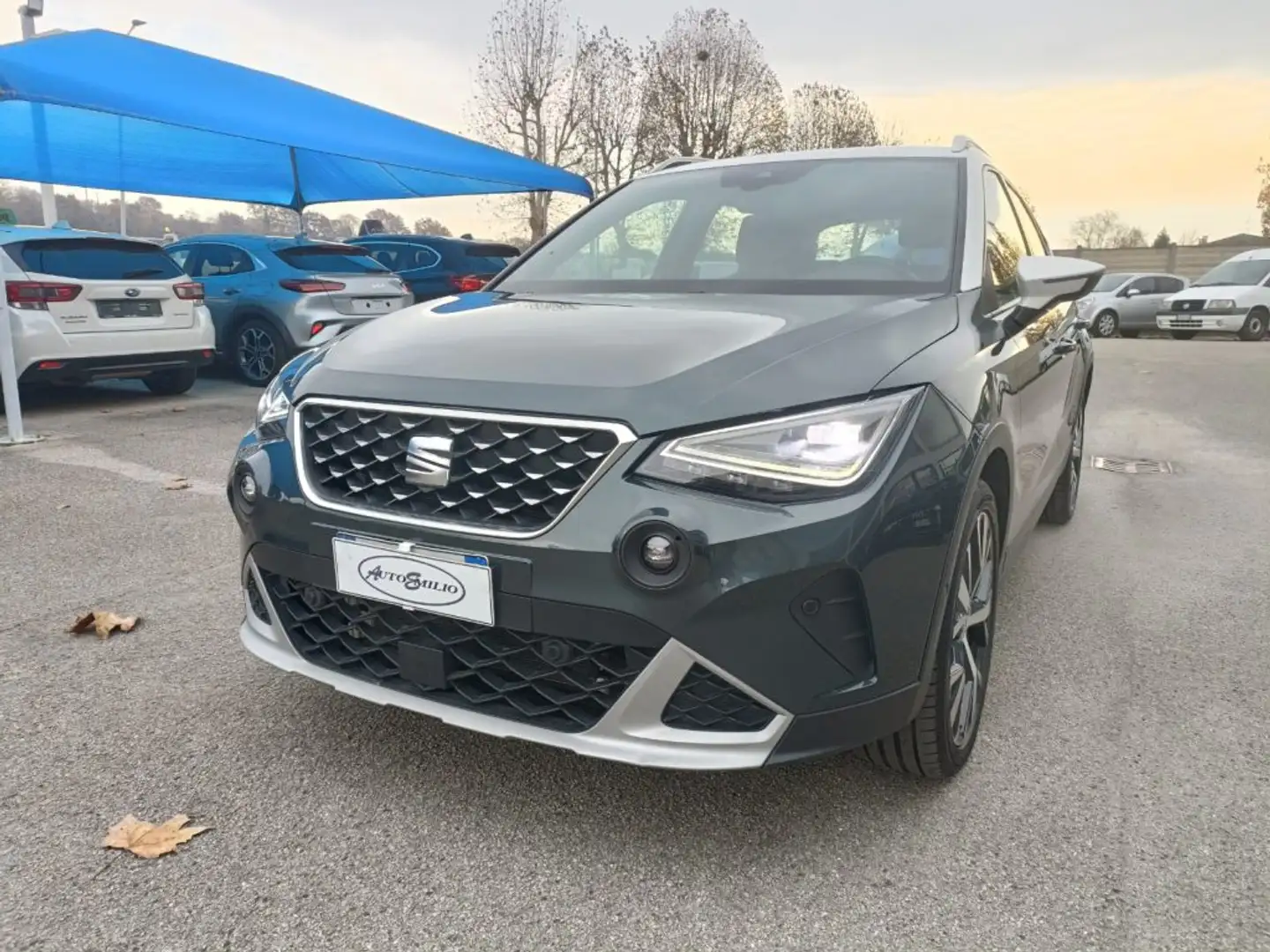 SEAT Arona 1.0 TGI XPERIENCE Verde - 2