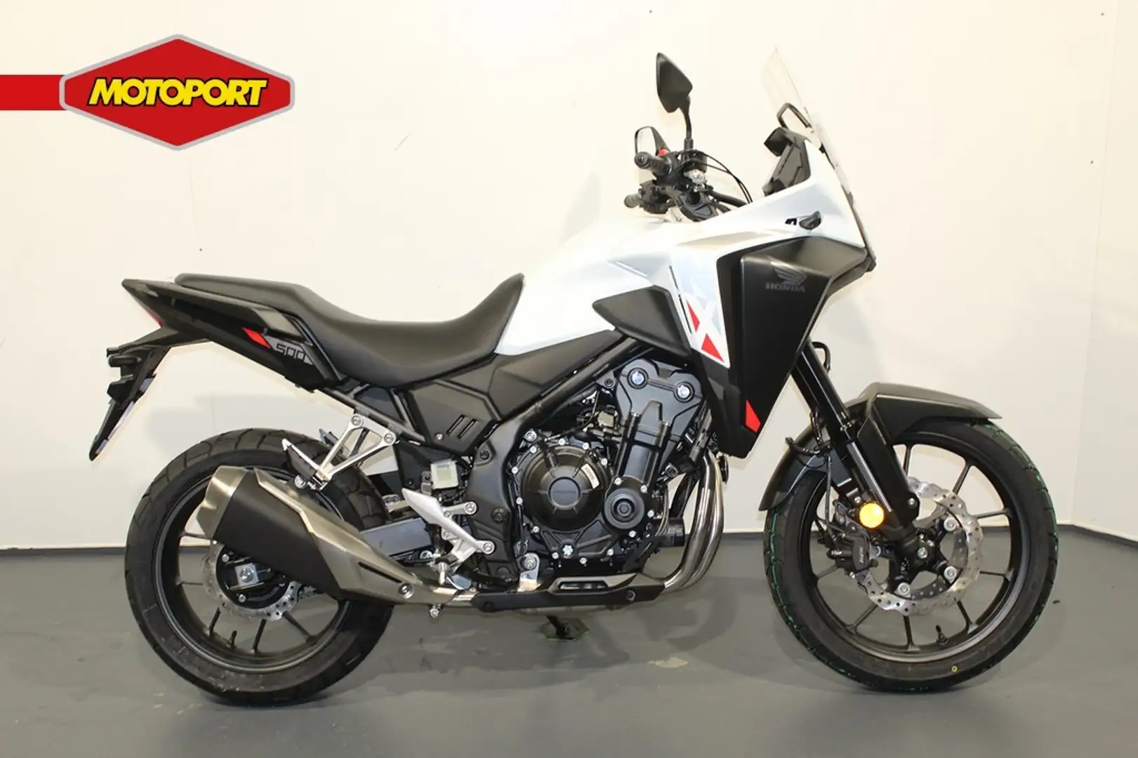 Honda NX 500 Zwart - 1