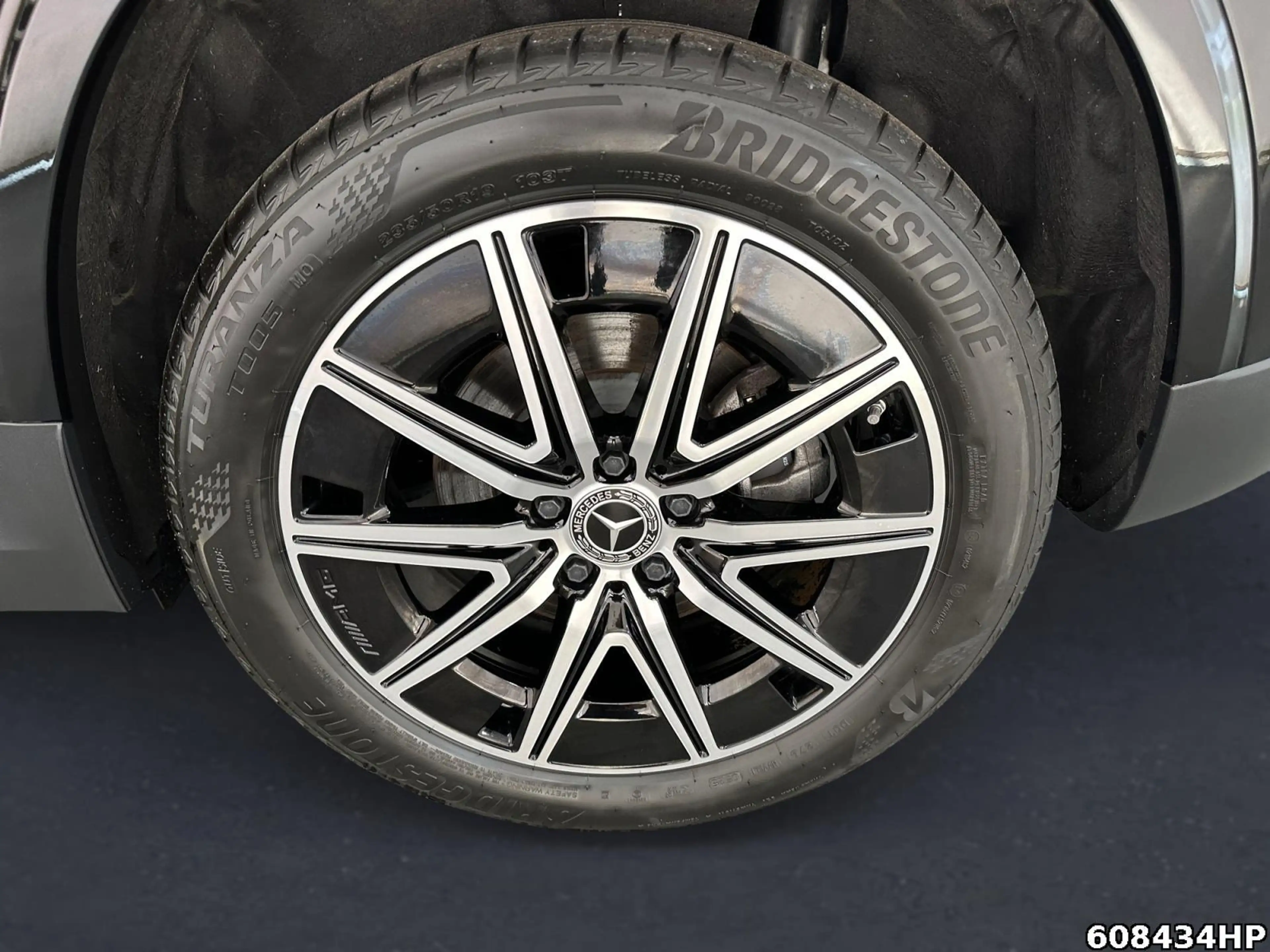 Mercedes-Benz EQA 350 4M AMG  Pano AHK Night Lenkradhzg Kamera — photo 5