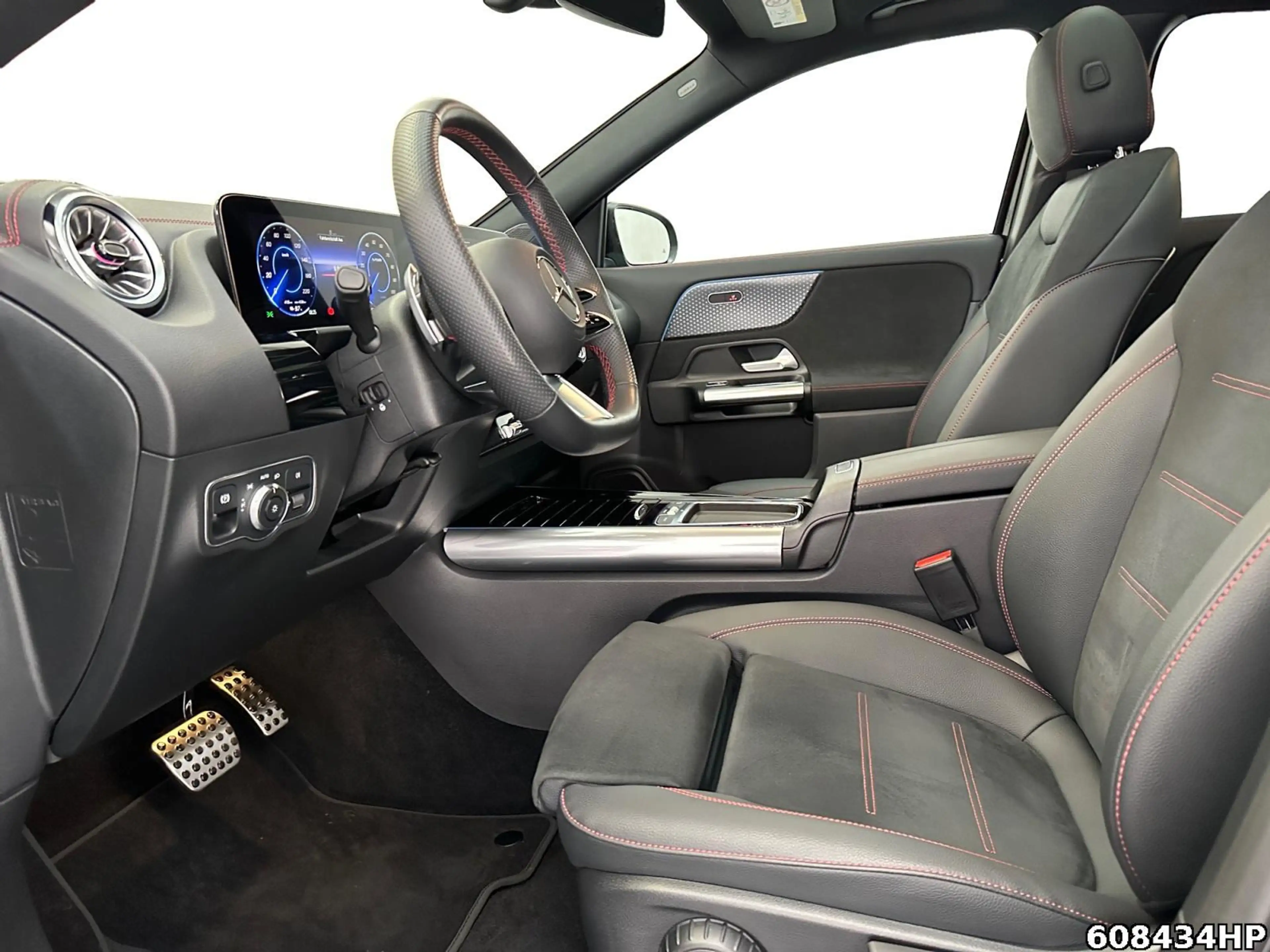 Mercedes-Benz EQA 350 4M AMG  Pano AHK Night Lenkradhzg Kamera — photo 8
