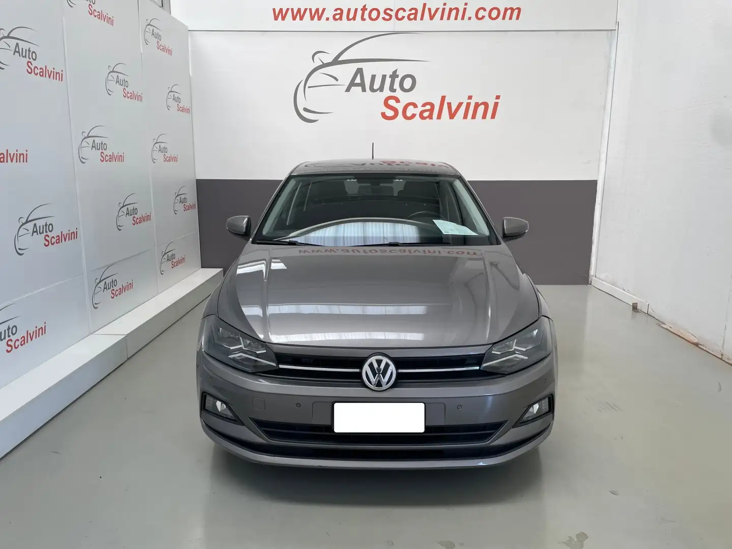Volkswagen Polo Business 1.6 TDI 5p. Comfortline Gris - 2