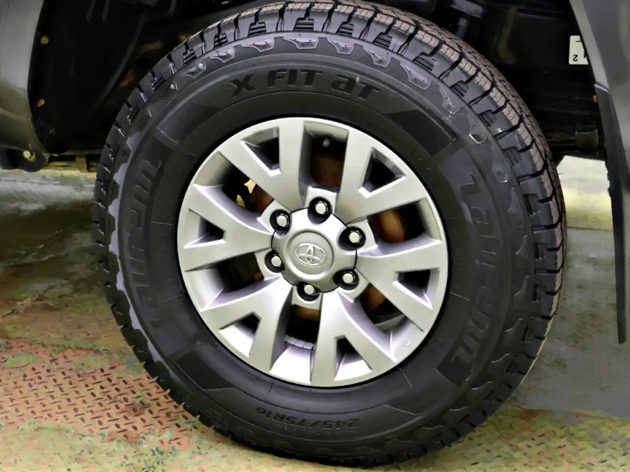 Toyota Tacoma снимка Toyota Tacoma