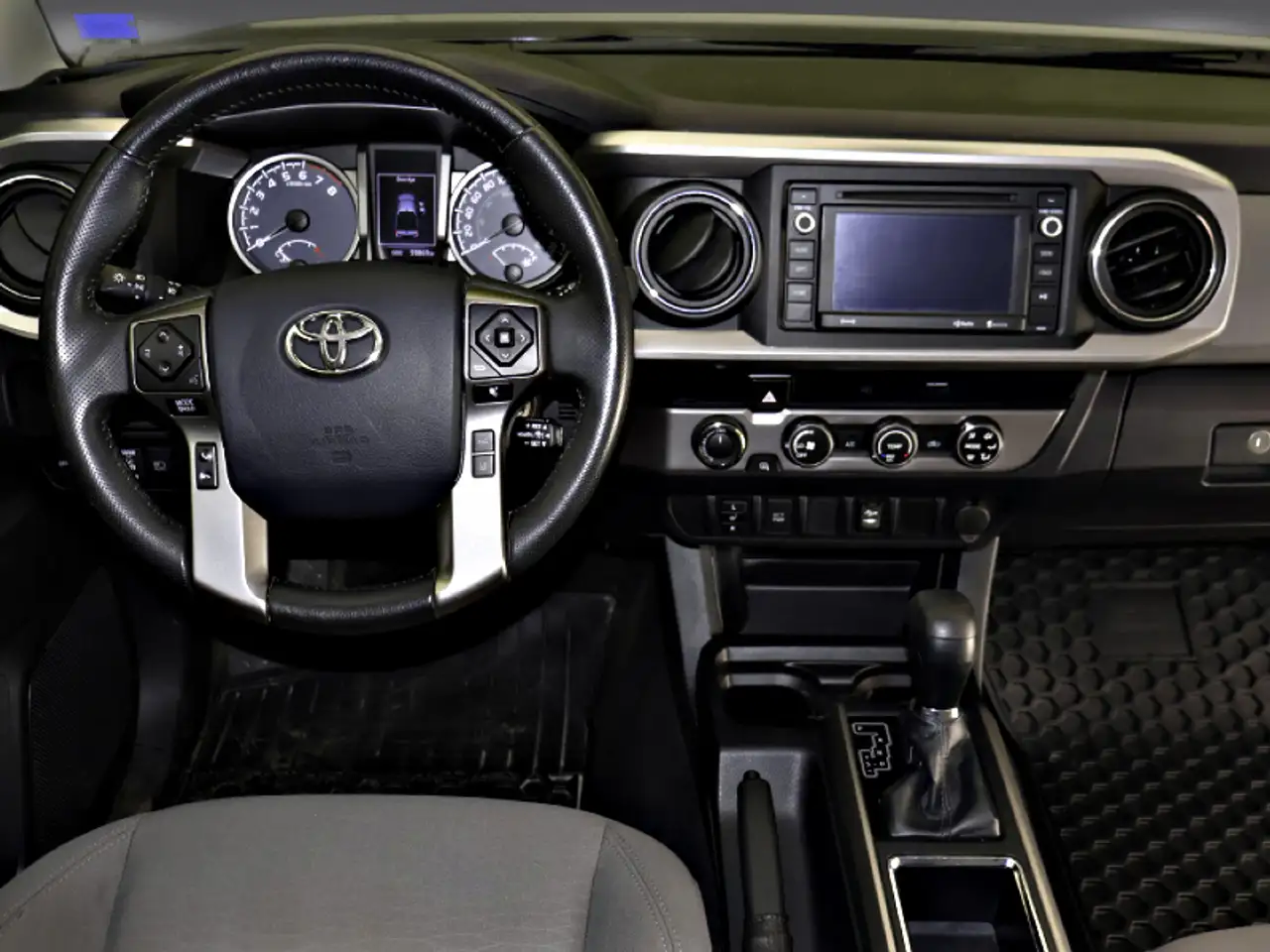 Toyota Tacoma снимка Toyota Tacoma
