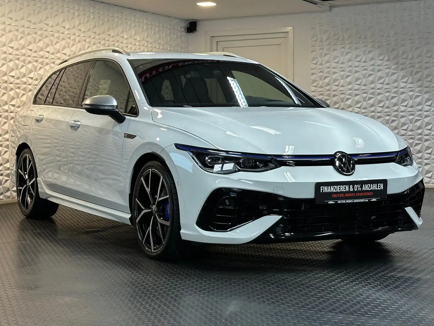 Volkswagen Golf Variant 2.0TSI R 4M* MATRIX#AHK#SHZ#LH#KEYL Blanc - 2