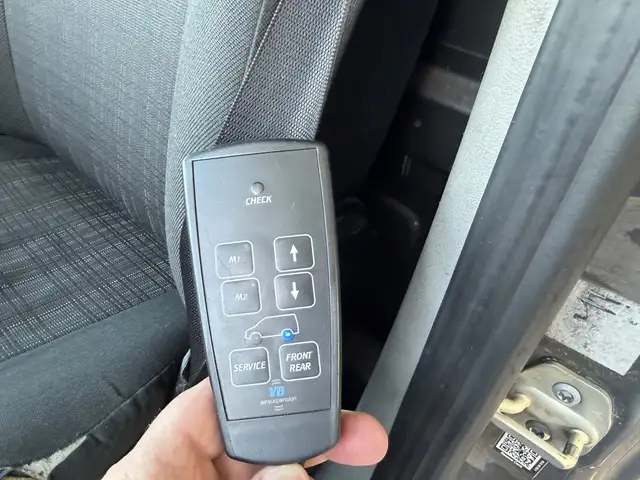 Mercedes-Benz Sprinter view 8
