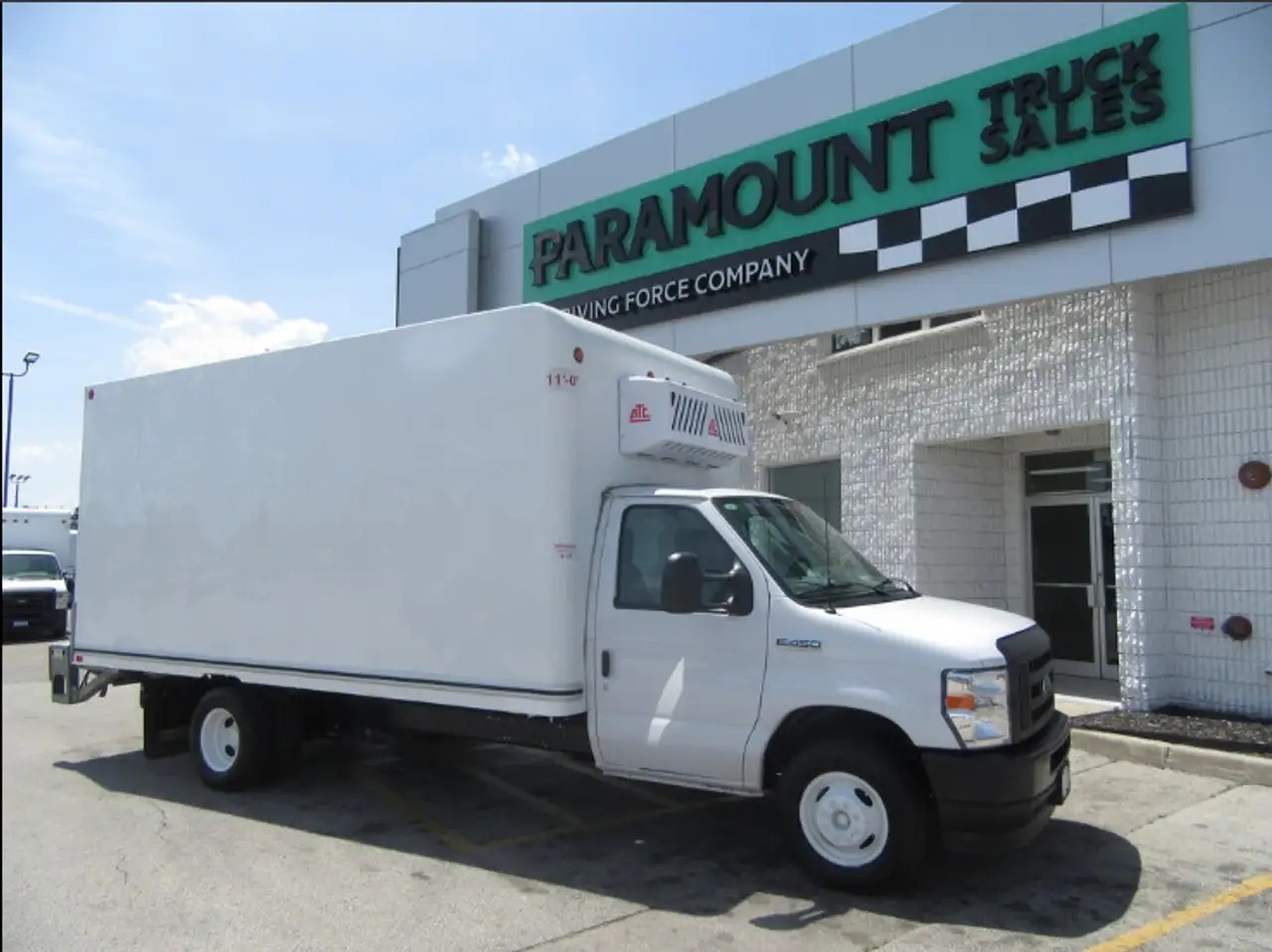 2023 Ford E-450 Super Duty DRW