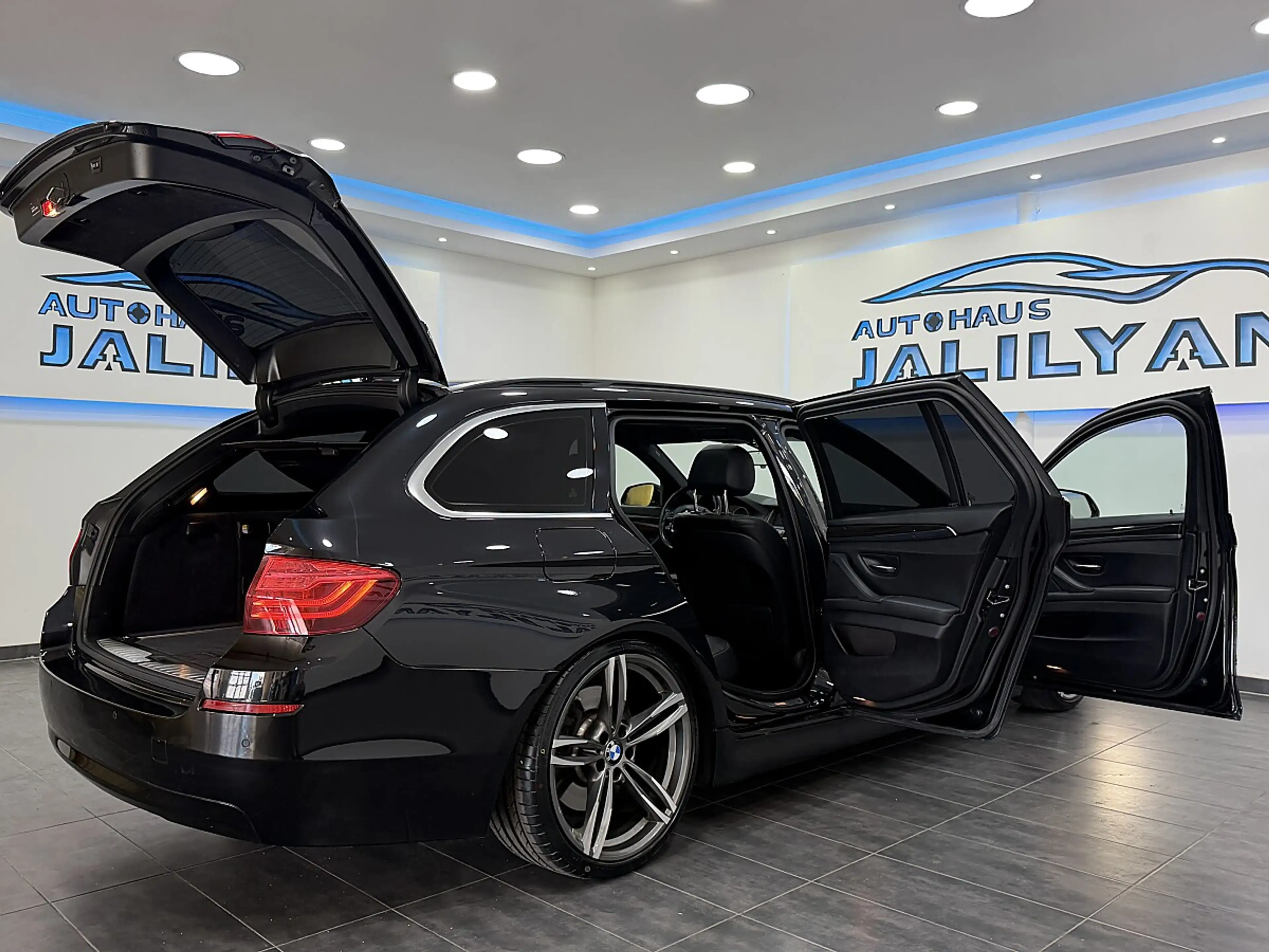 BMW 530 d Touring Aut.PANO,HEAD UP, LUFT, 20 ZOLL FELGEN — photo 14