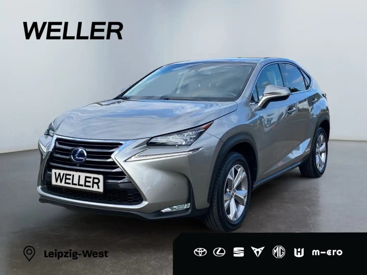 Lexus NX 300h E-FOUR Luxury Line *LED*AHK*360*HUD*Pano* Silber - 1