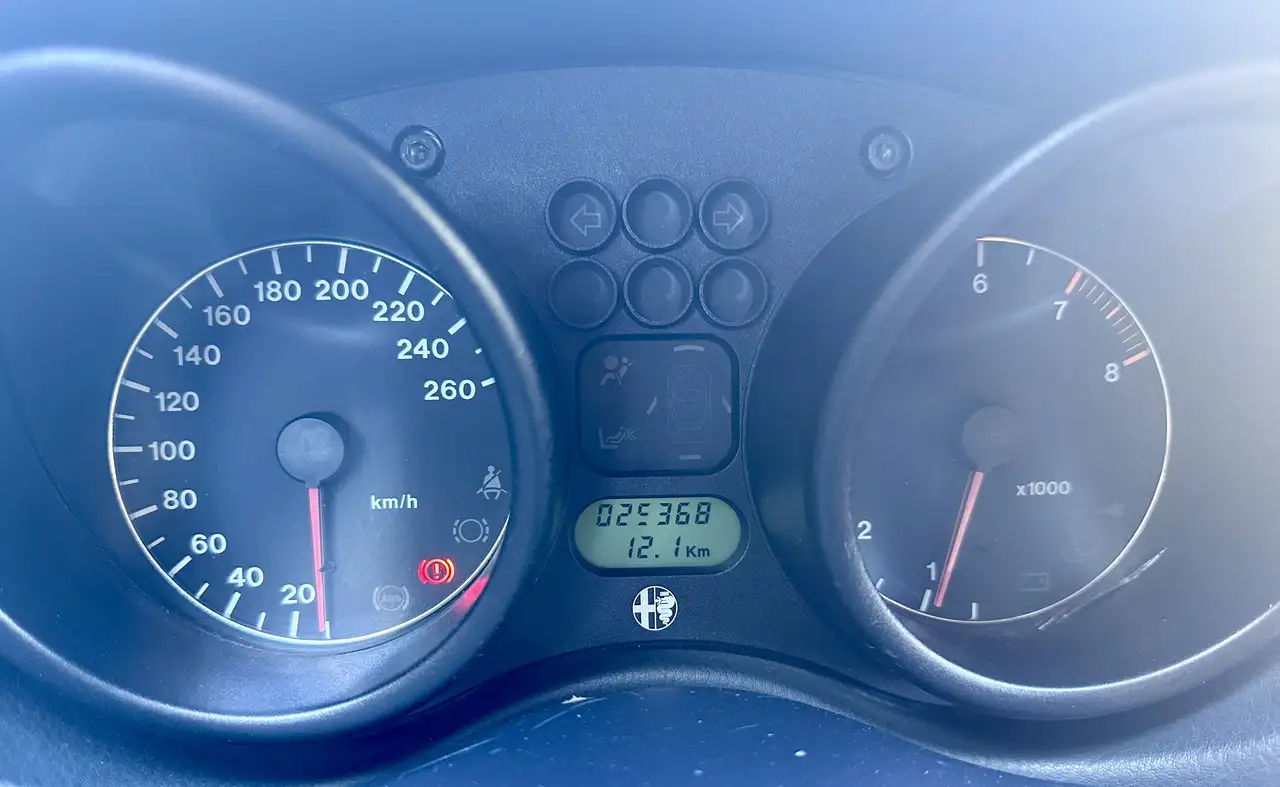 Alfa Romeo GTV 2.0 Twin Spark Limited Edition, foto 10