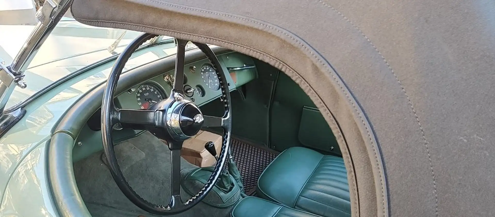 Jaguar XK 120 / OTS Зелений - 2