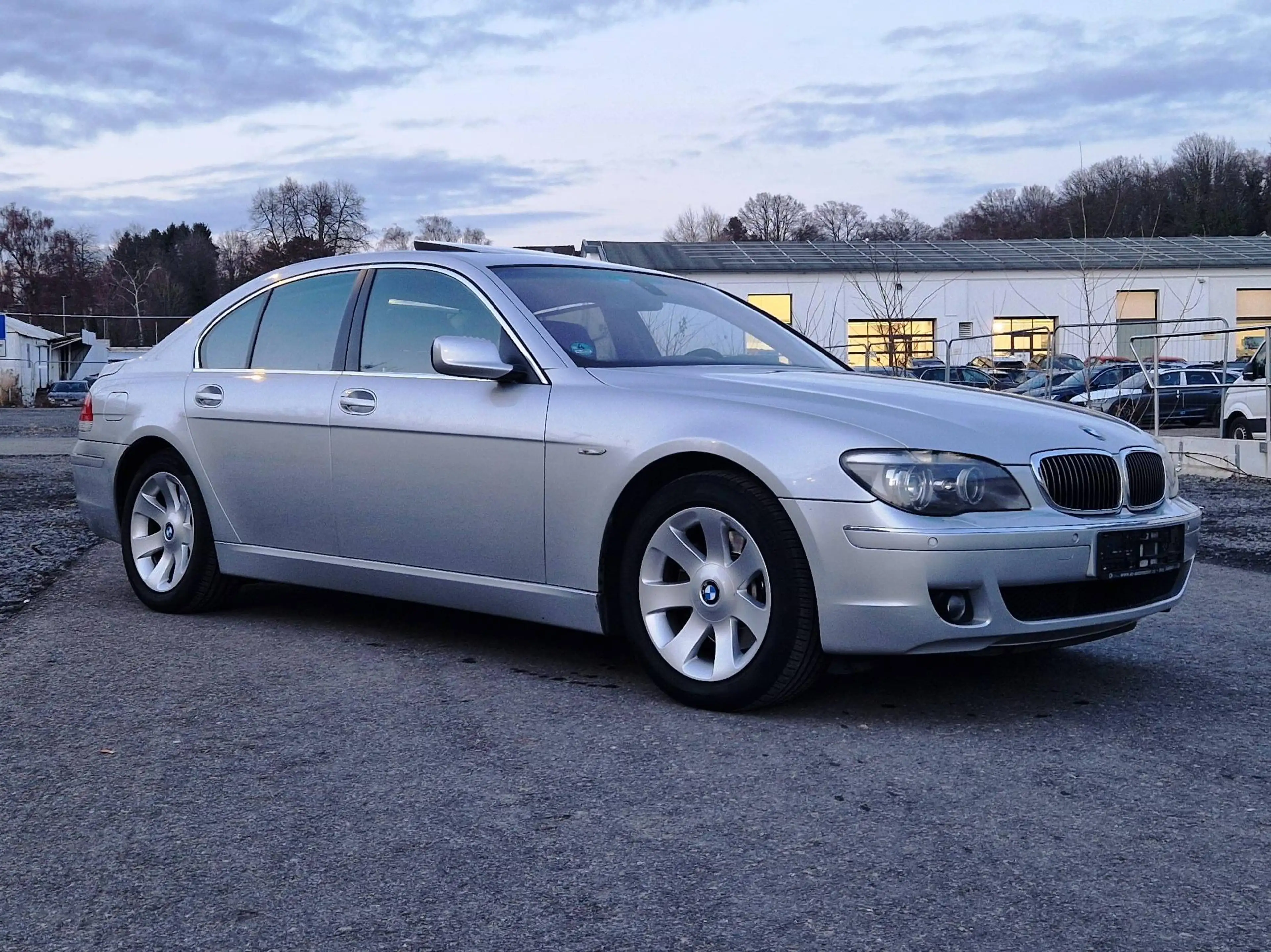 BMW 730 730d/2Hand/Scheckheft/Verkauf nur Gewerbe oder Exp — photo 3