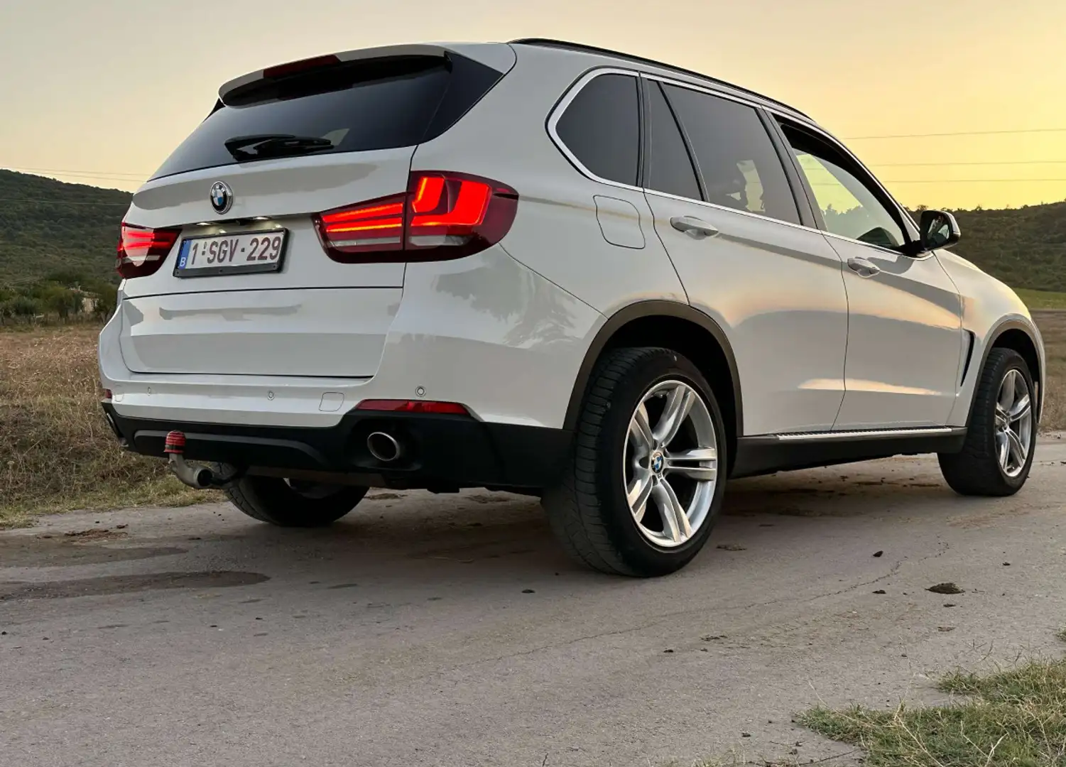 BMW X5 xDrive25d Sport-Aut. Blanc - 2