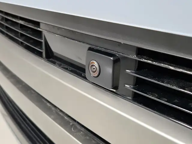 Land Rover Range Rover view 13