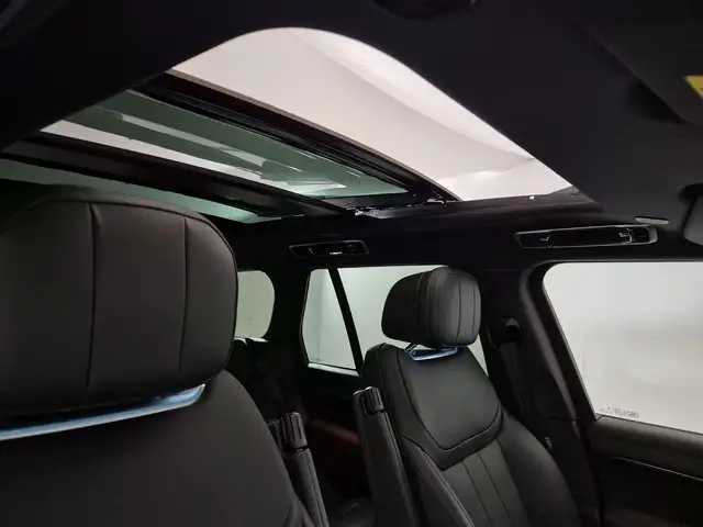 Land Rover Range Rover view 12