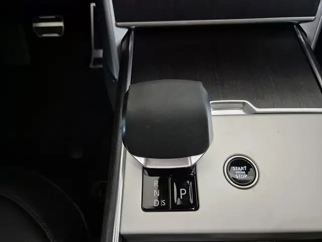 Land Rover Range Rover view 8