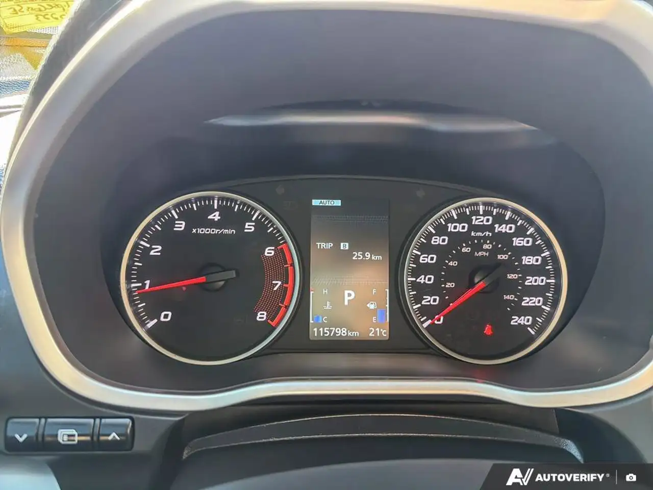 Mitsubishi Eclipse Cross снимка Mitsubishi Eclipse Cross