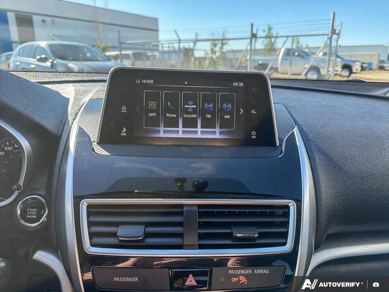 Mitsubishi Eclipse Cross снимка Mitsubishi Eclipse Cross