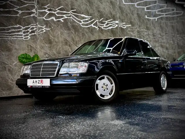 Mercedes-Benz 230 *H-Kennzeichen*