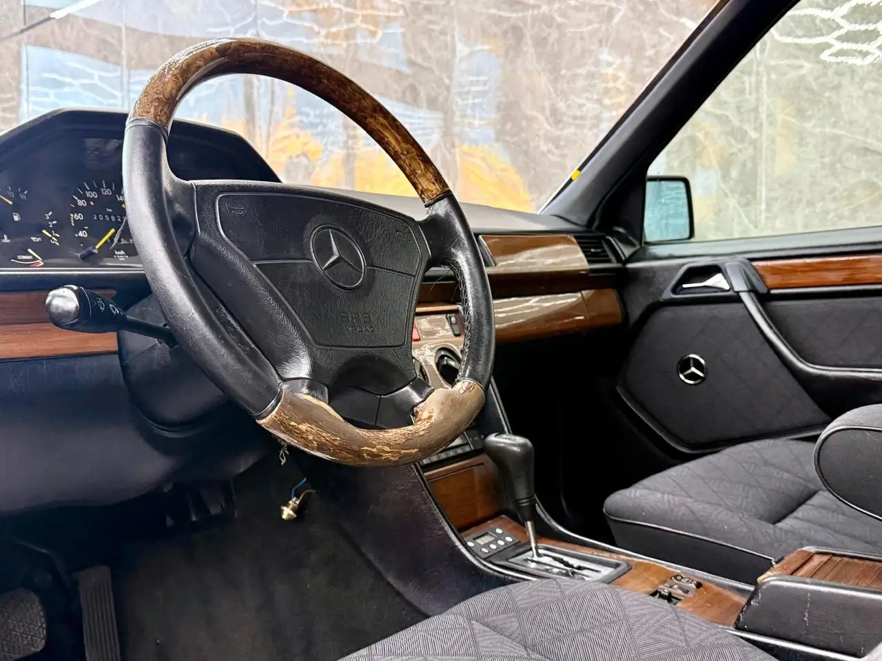 Mercedes-Benz 230 *H-Kennzeichen*, foto 9