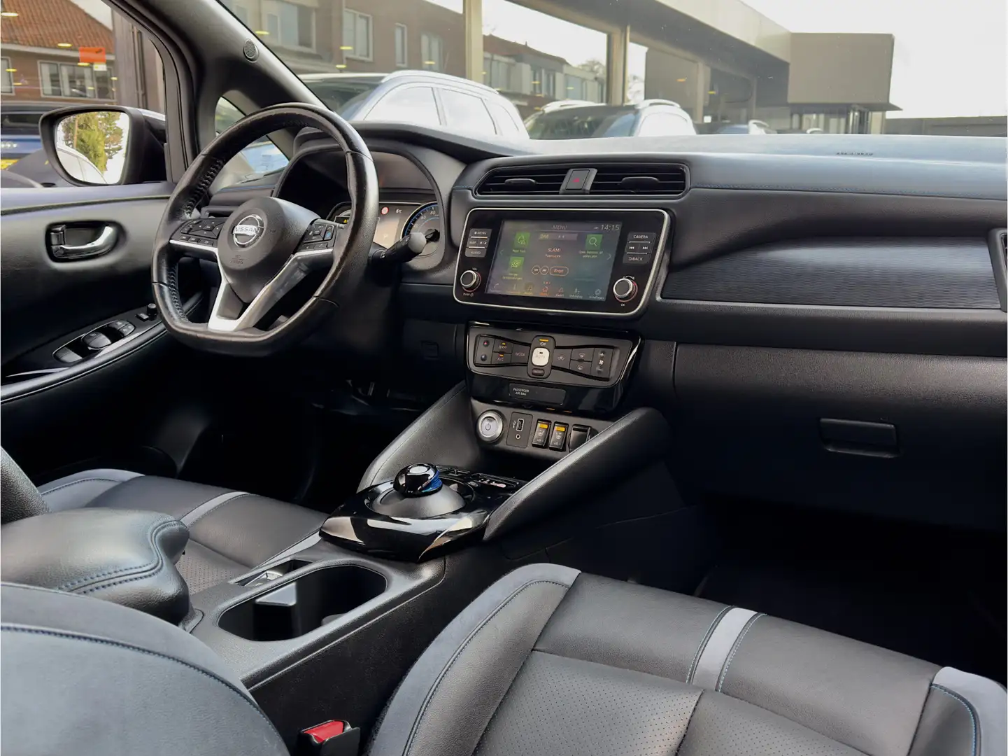 Nissan Leaf 3.Zero LIMITED EDITION 62 KWH AUTOM LEDER NAVI CAM Negru - 2