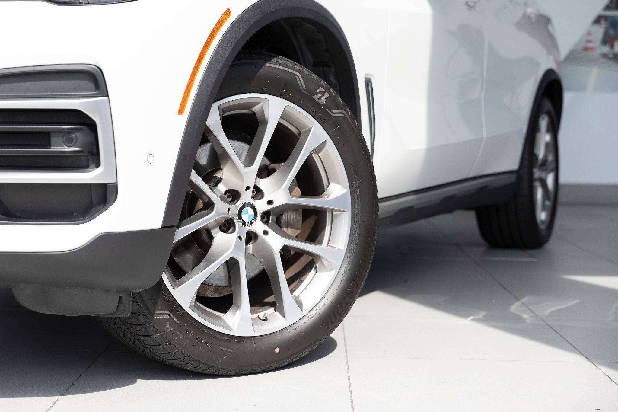 2022 BMW X5 xDrive40i - Premium Essential Package — снимка 1
