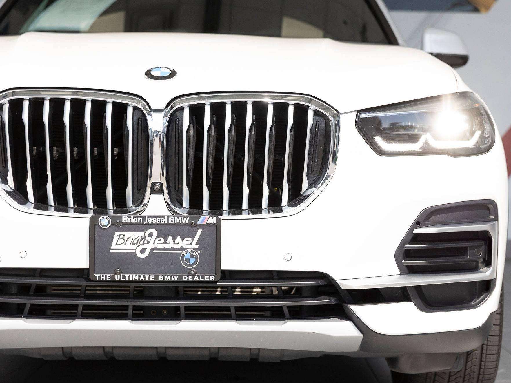 2022 BMW X5 xDrive40i - Premium Essential Package — снимка 1