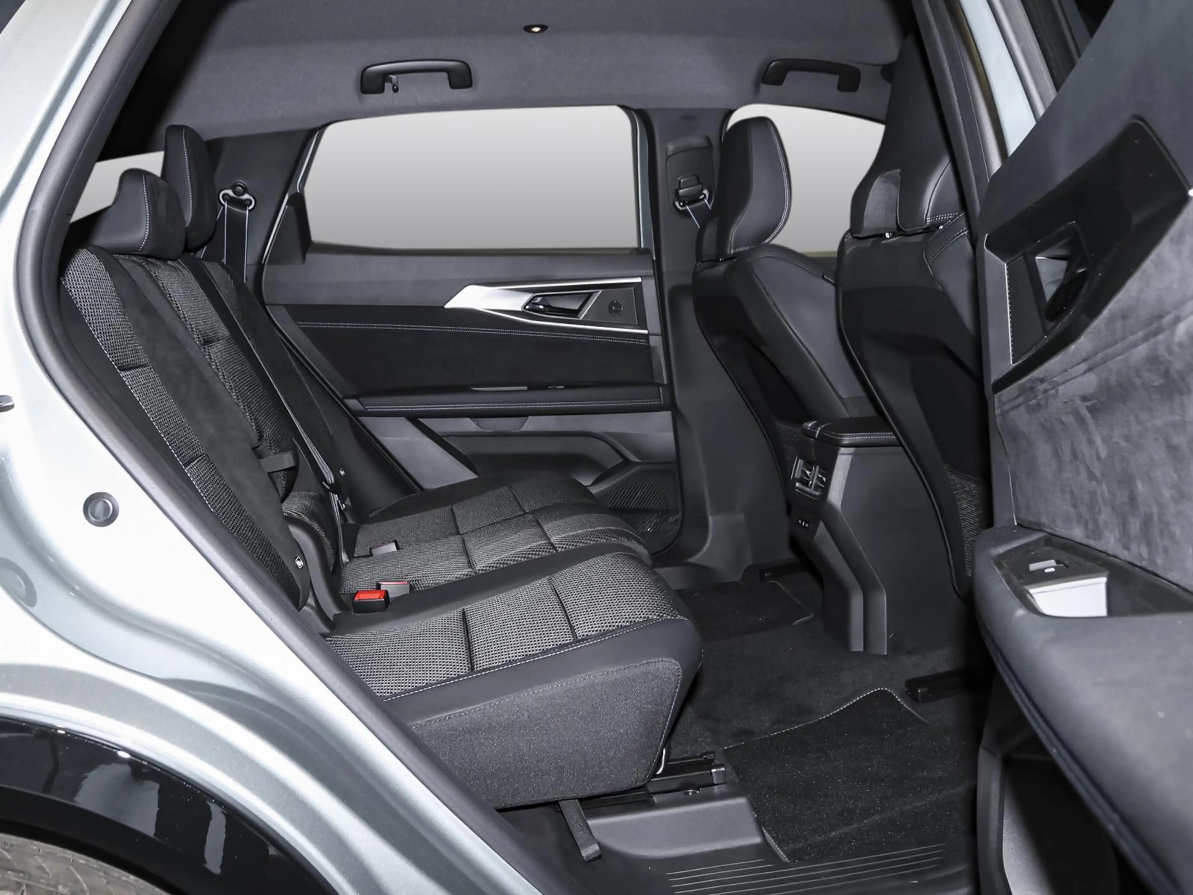 Renault Espace Esprit Alpine Full Hybrid 200 5-Sitzer — photo 3