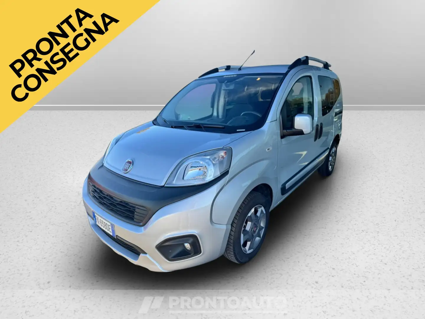 Fiat Qubo 1.3 mjt 16v lounge 80cv Grijs - 1