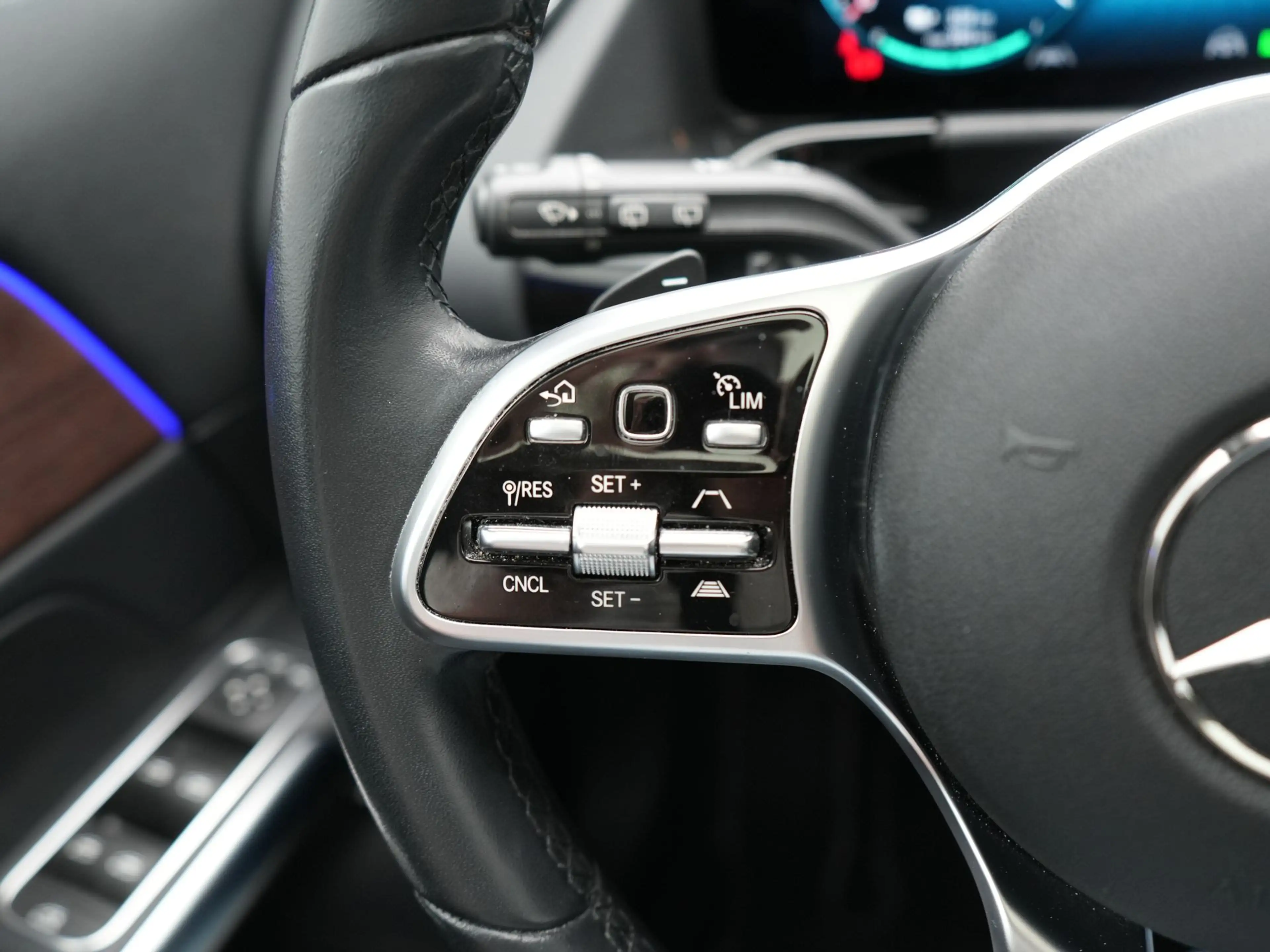 Mercedes-Benz EQA 350 4MATIC Luxury Line 69,7 kWh 292pk Dealer O.H. | Pa — photo 13