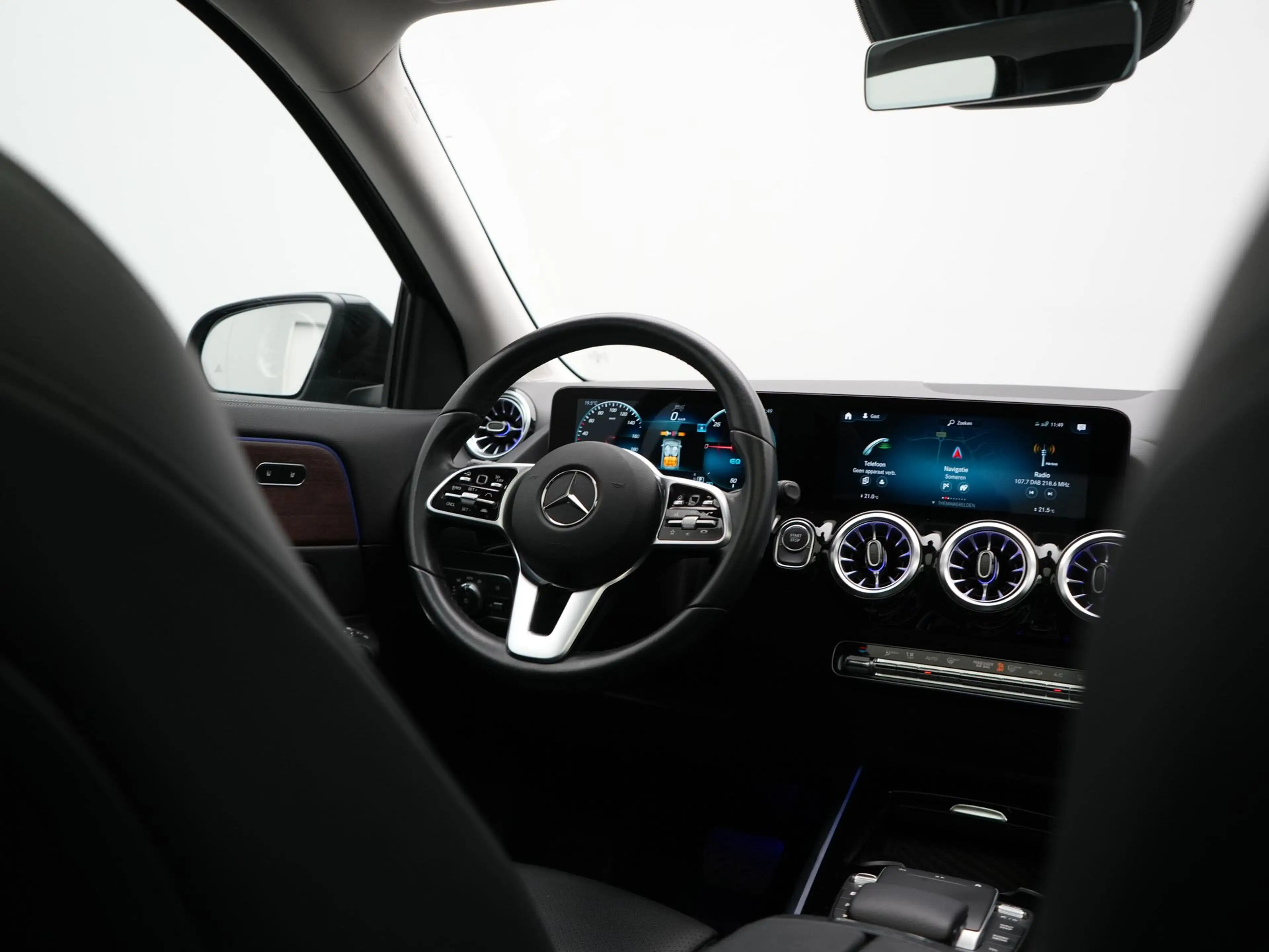 Mercedes-Benz EQA 350 4MATIC Luxury Line 69,7 kWh 292pk Dealer O.H. | Pa — photo 22