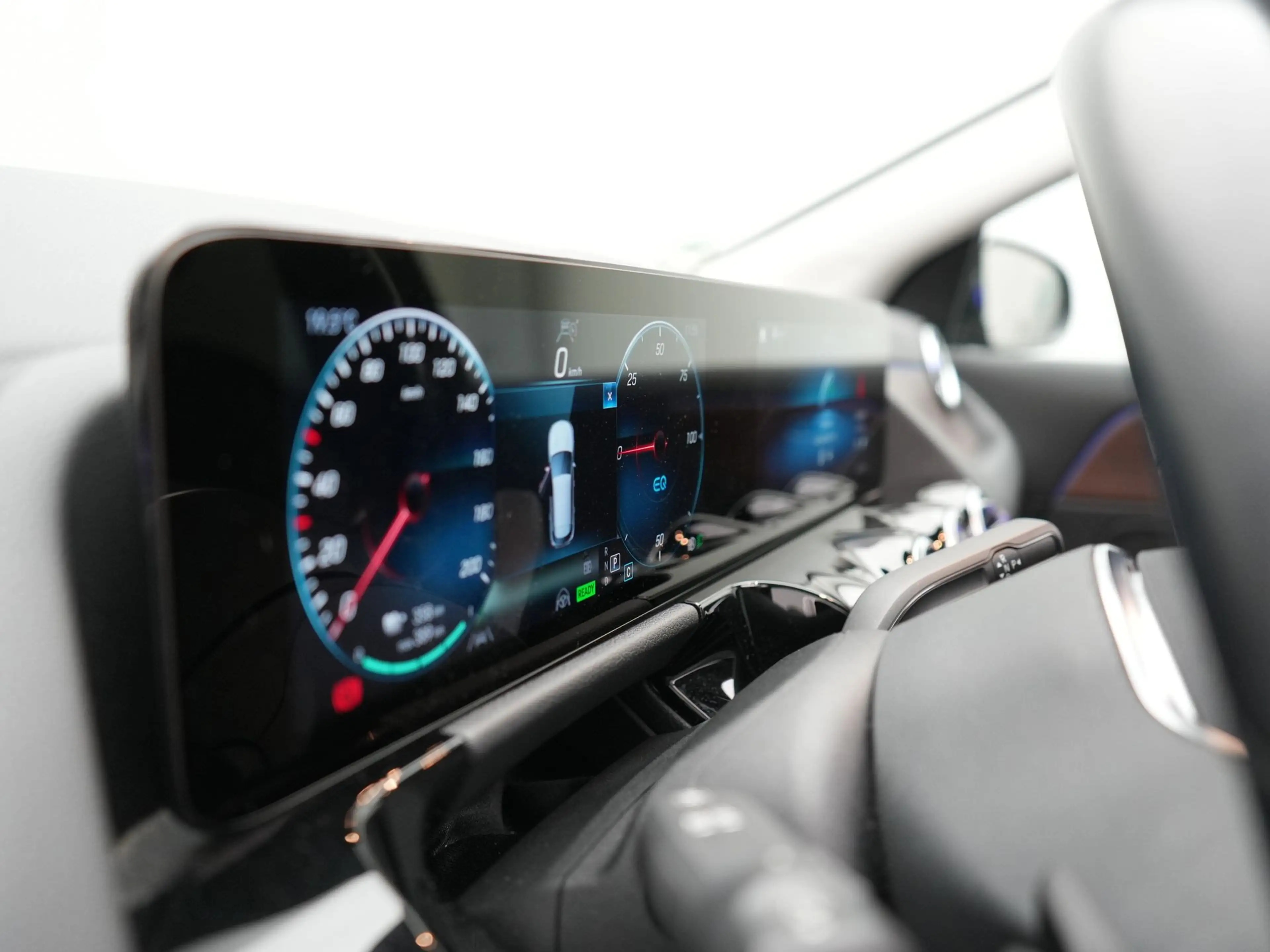 Mercedes-Benz EQA 350 4MATIC Luxury Line 69,7 kWh 292pk Dealer O.H. | Pa — photo 25