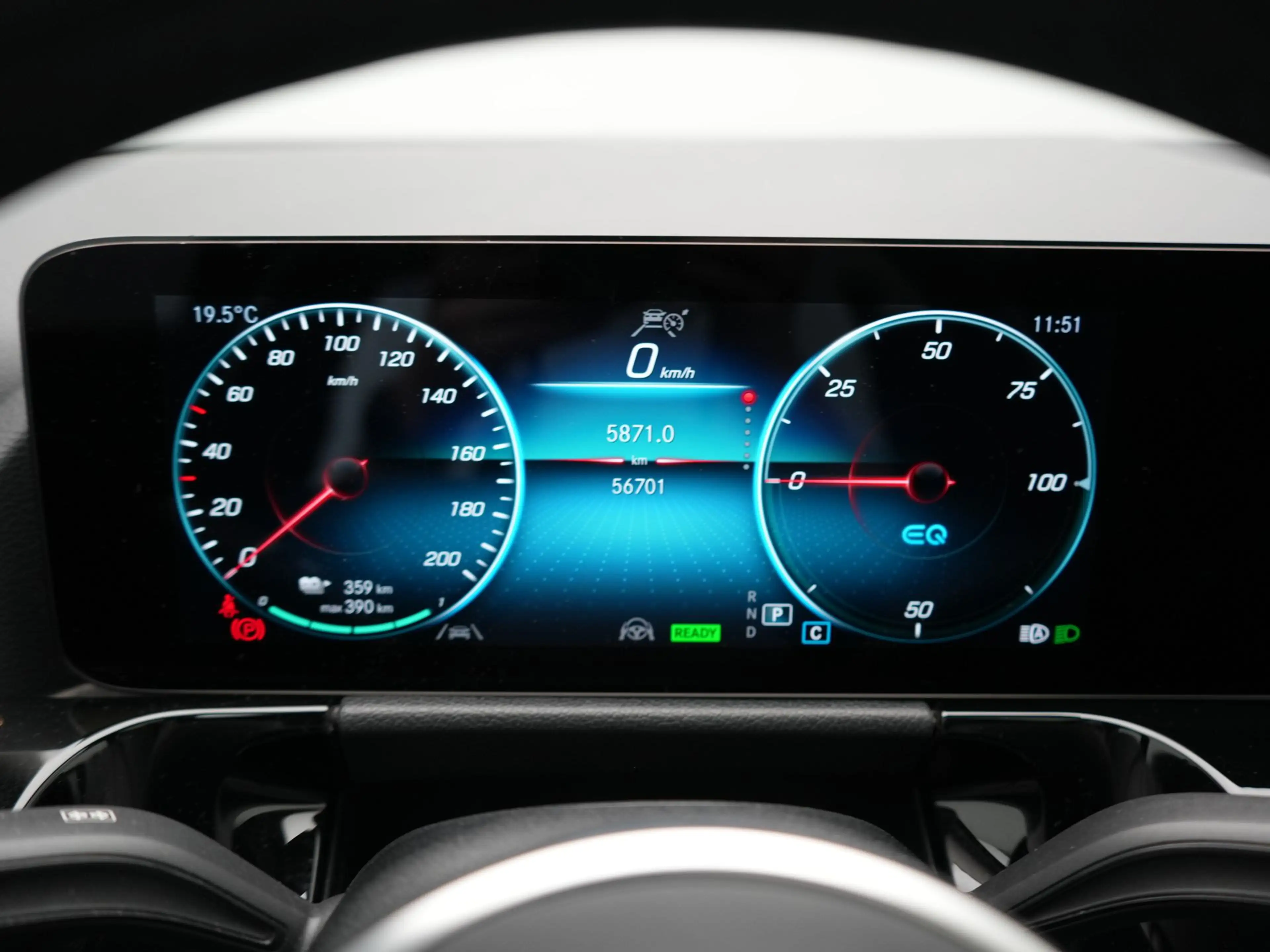 Mercedes-Benz EQA 350 4MATIC Luxury Line 69,7 kWh 292pk Dealer O.H. | Pa — photo 14