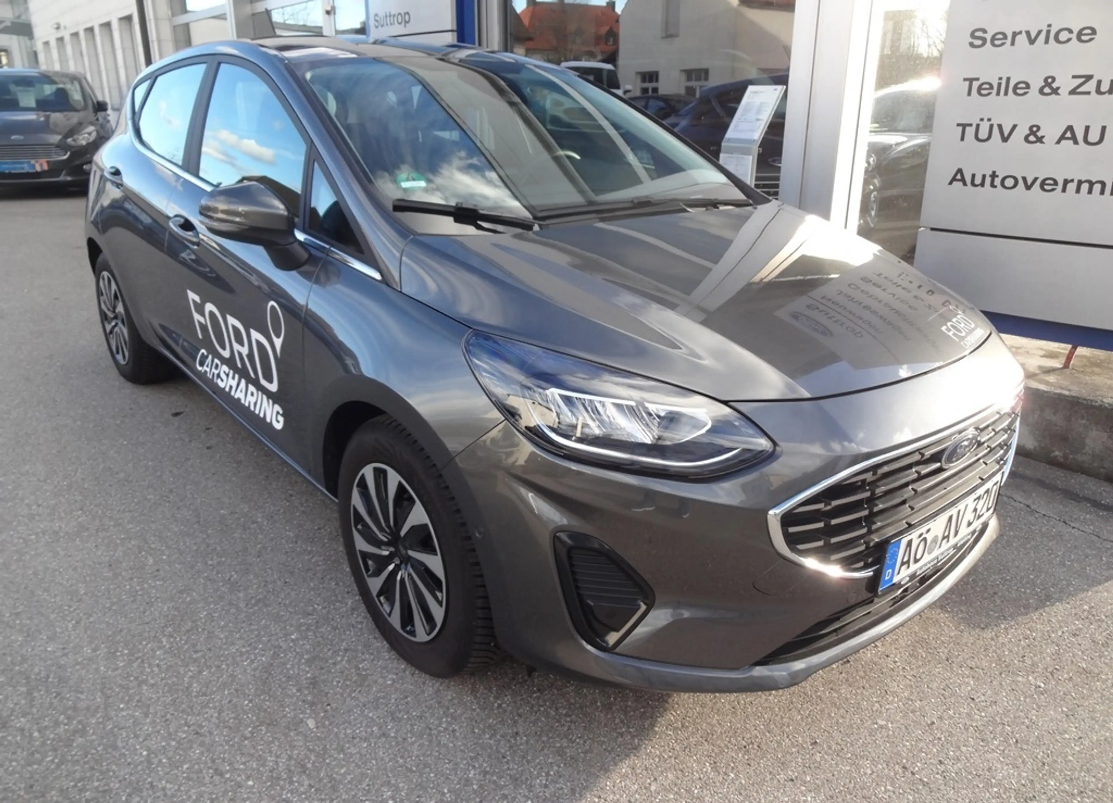 Ford Fiesta Titanium — photo 3
