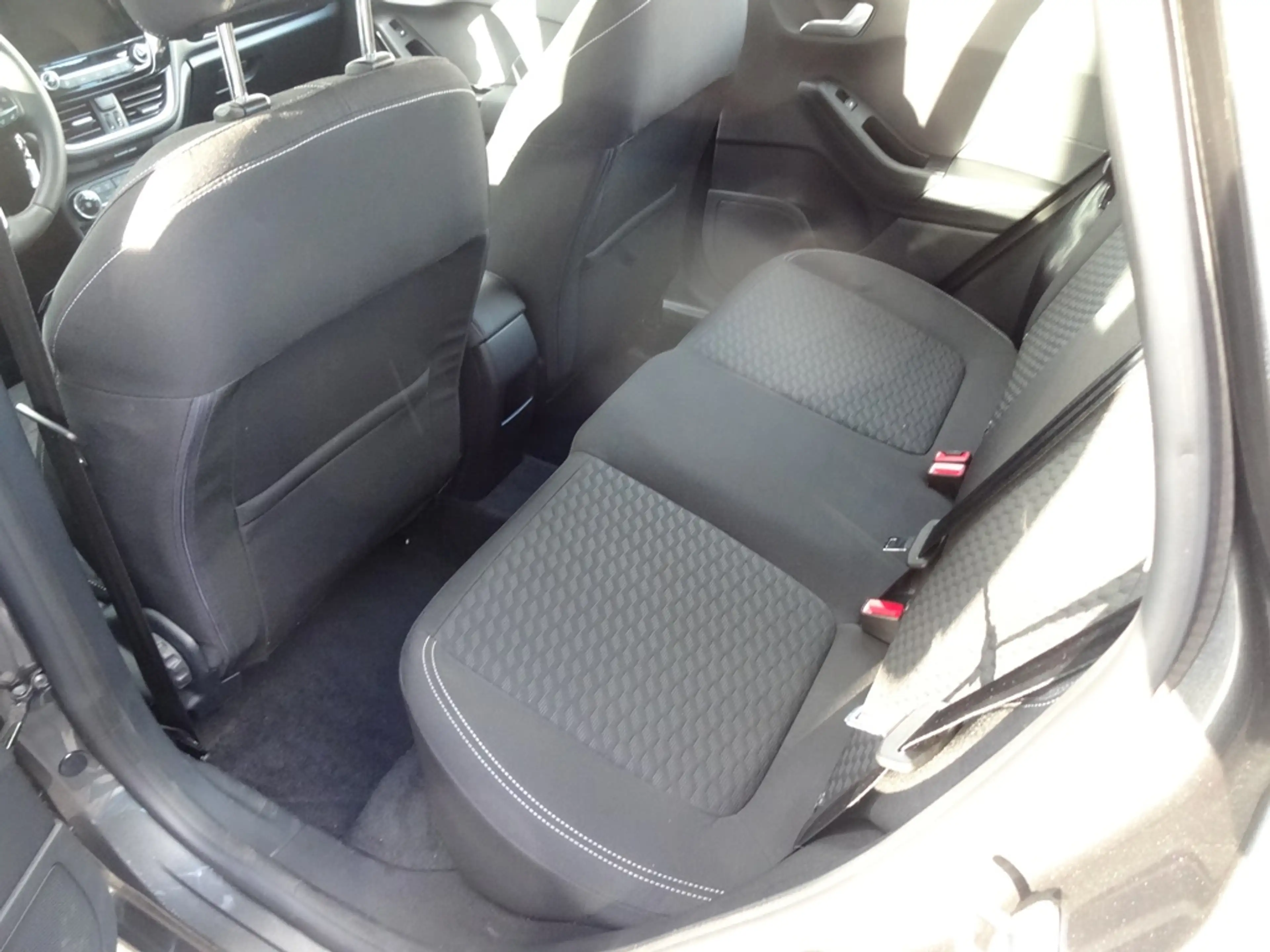 Ford Fiesta Titanium — photo 13