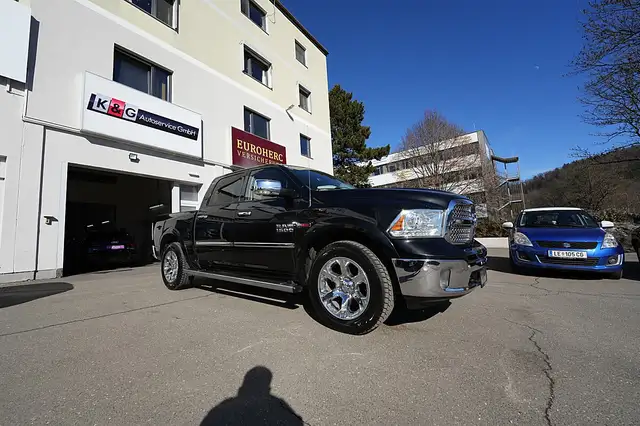 Dodge RAM Ram 1500 Laramie Crew Cab