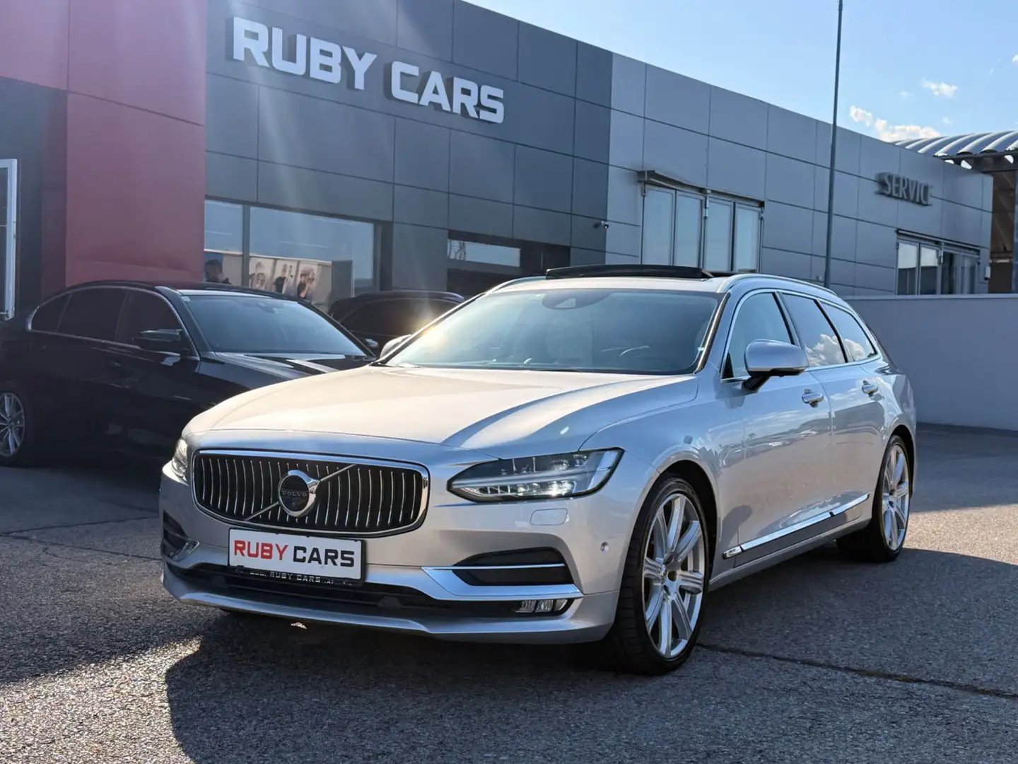 Volvo V90 V 90 D4 DPF Inscription Silber - 1