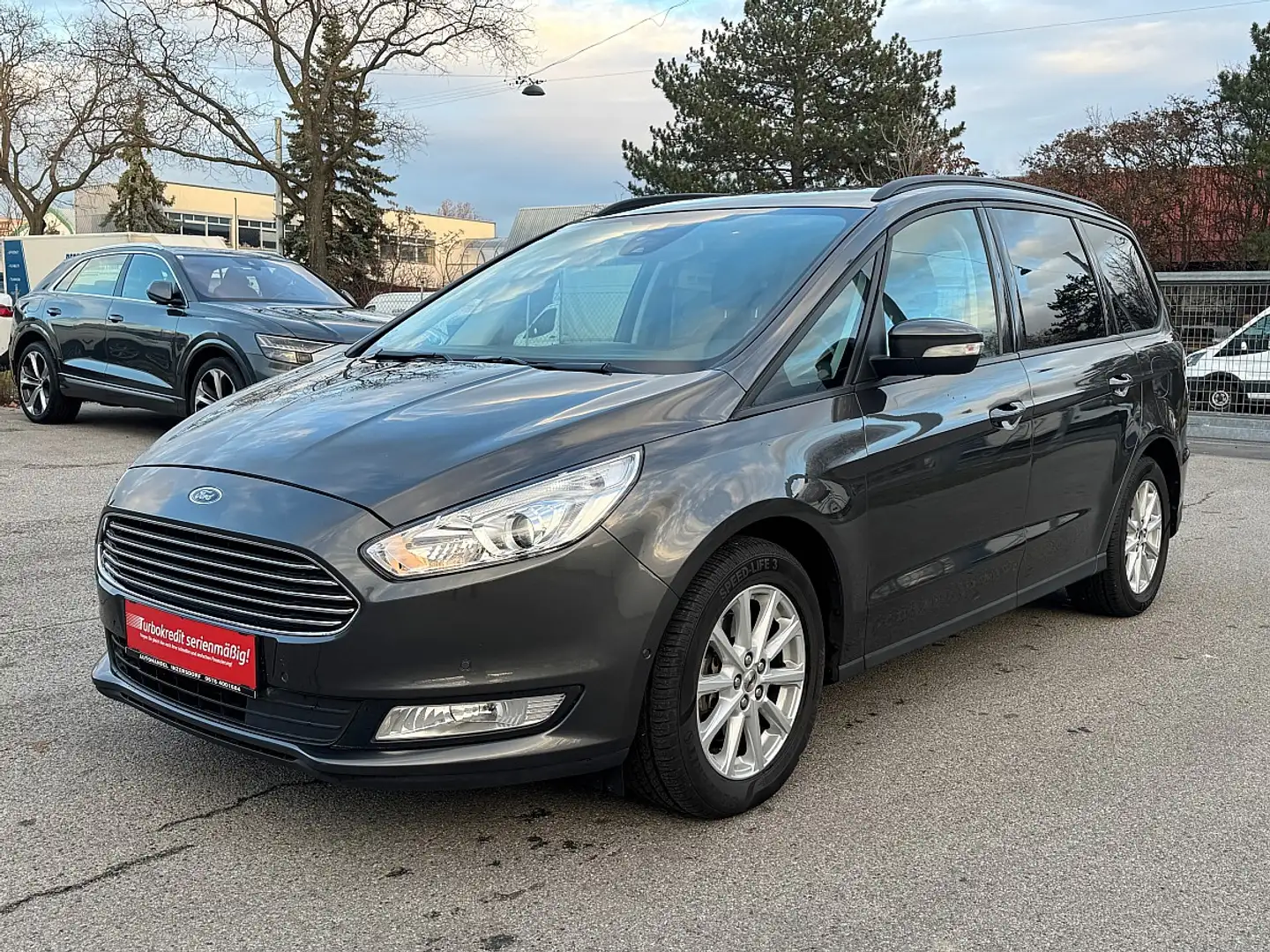 Ford Galaxy 2,0 EcoBlue SCR Business Aut. / 1BESITZ / 7SITZ... Grau - 1