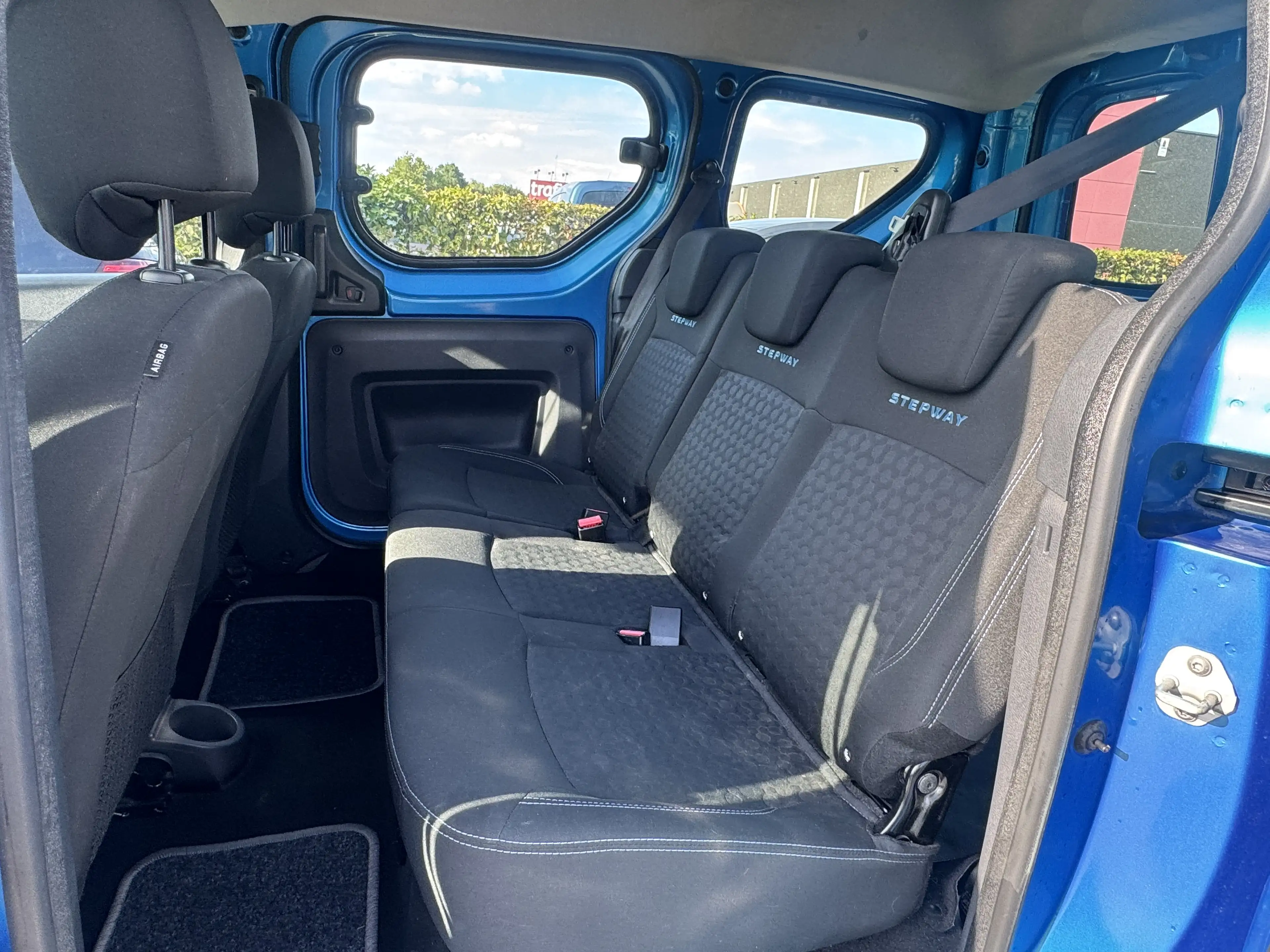 Dacia Dokker Dokker Stepway 1.2 TCe Stepway*1 ERMAIN*NAVI*CARNET*GARANTIE — photo 7