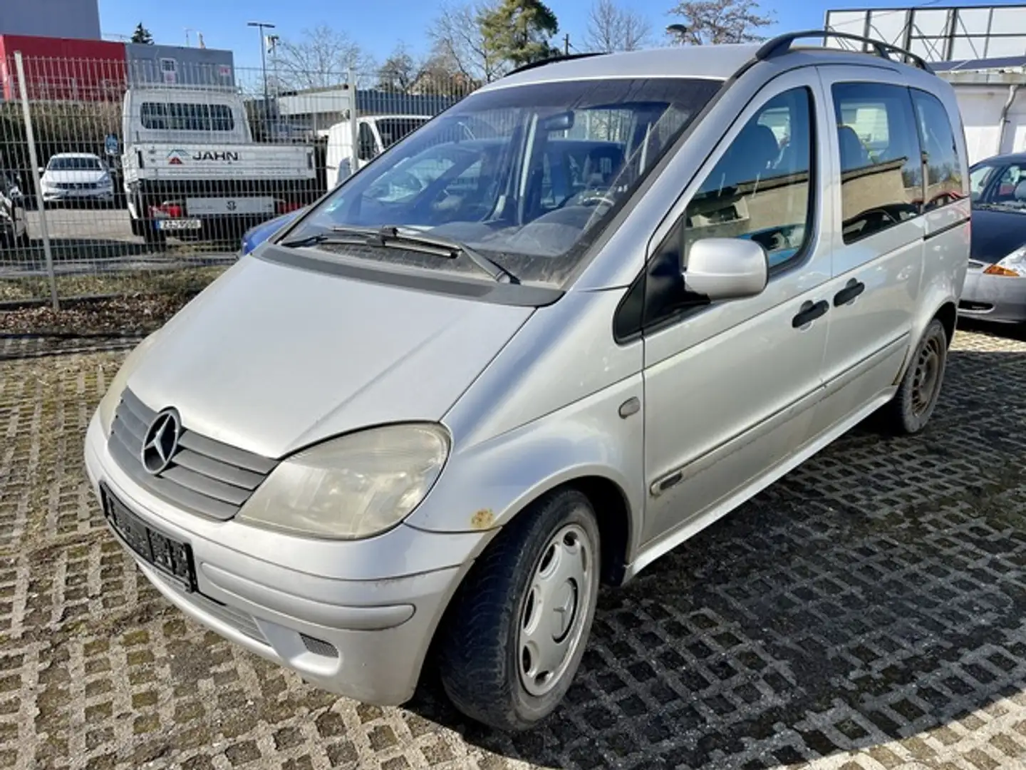 Mercedes-Benz Vaneo 1,7 Cdi*Klima*TÜV 04/2026* Argintiu - 2