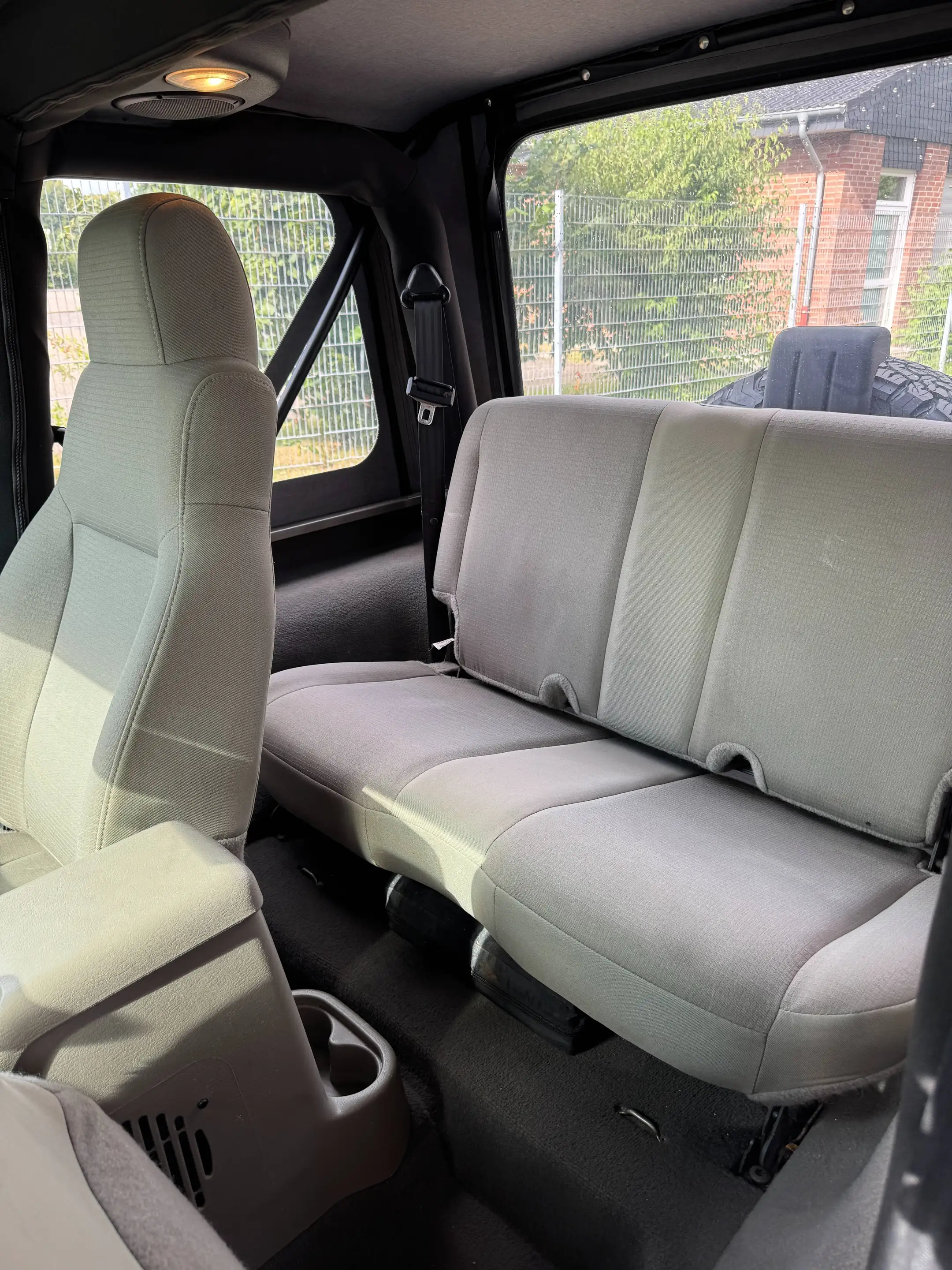 Jeep Wrangler 2.4 Liter,6.Gang ,ABS,Tempomat, Klimaanlage — photo 10