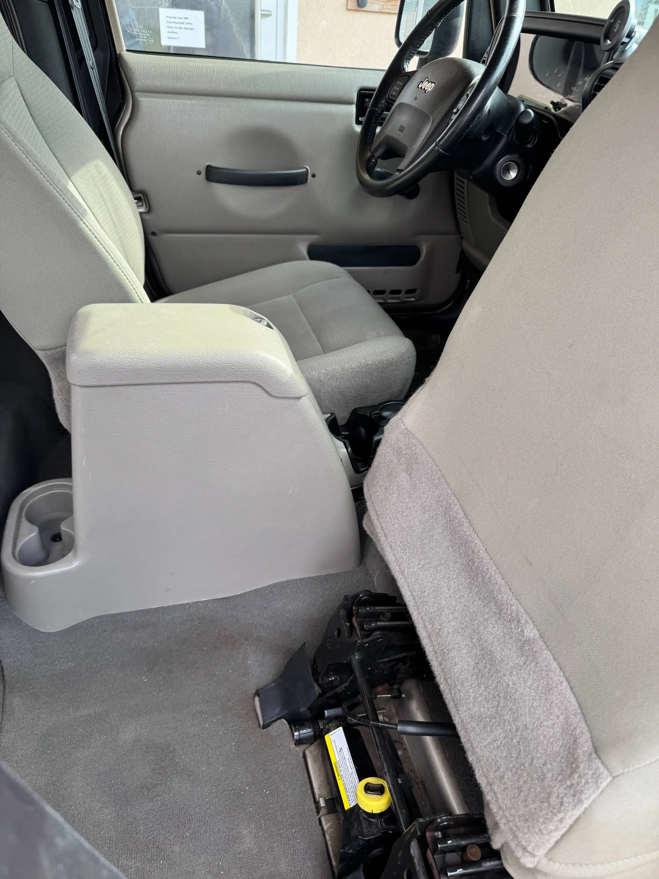 Jeep Wrangler 2.4 Liter,6.Gang ,ABS,Tempomat, Klimaanlage — photo 14