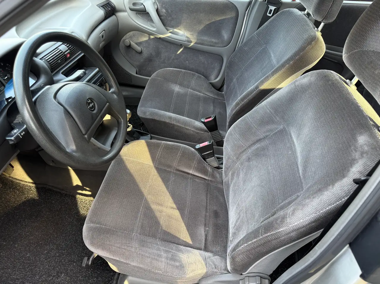 Opel Astra F 1.6 GLS *HU 2/2028*nur 106 TKM*SD*ZV*, foto 9