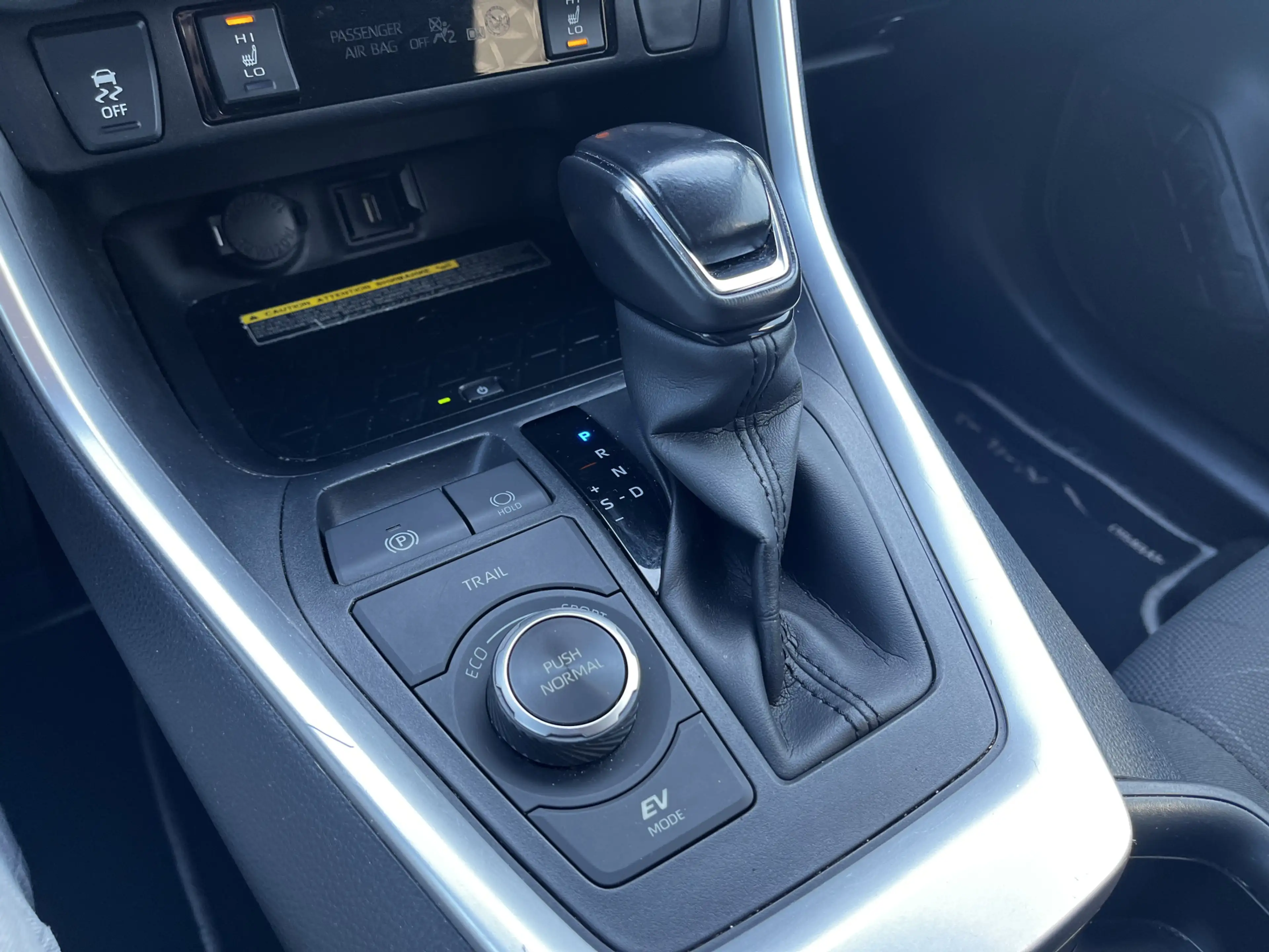 Toyota RAV 4 2.5 Hybrid AWD Dynamic Apple Carplay Android auto — photo 13