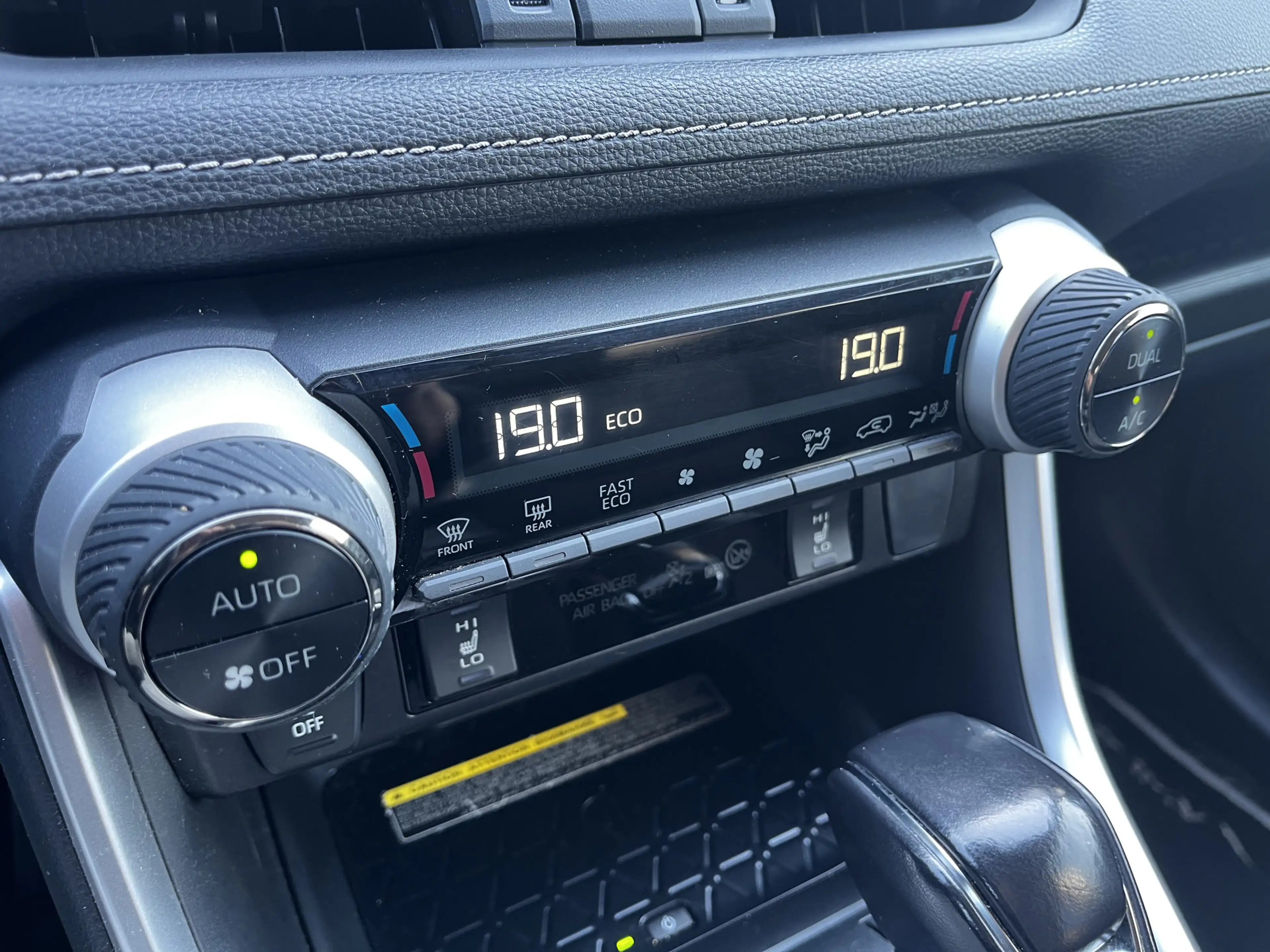 Toyota RAV 4 2.5 Hybrid AWD Dynamic Apple Carplay Android auto — photo 15