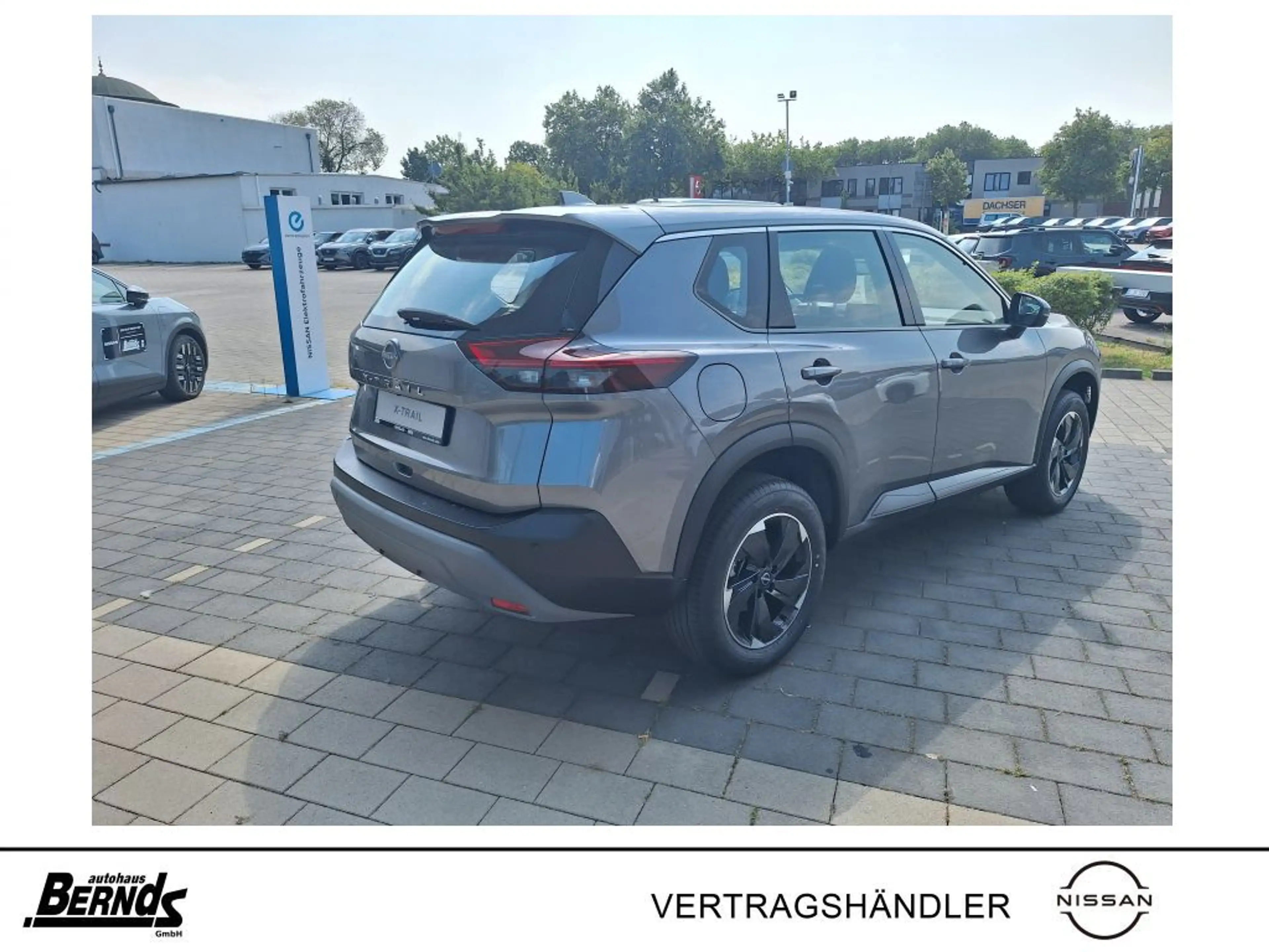 Nissan X-Trail 1.5 VC-T Mild-Hybrid Xtronic Acenta FAMILY&NAVI — photo 5