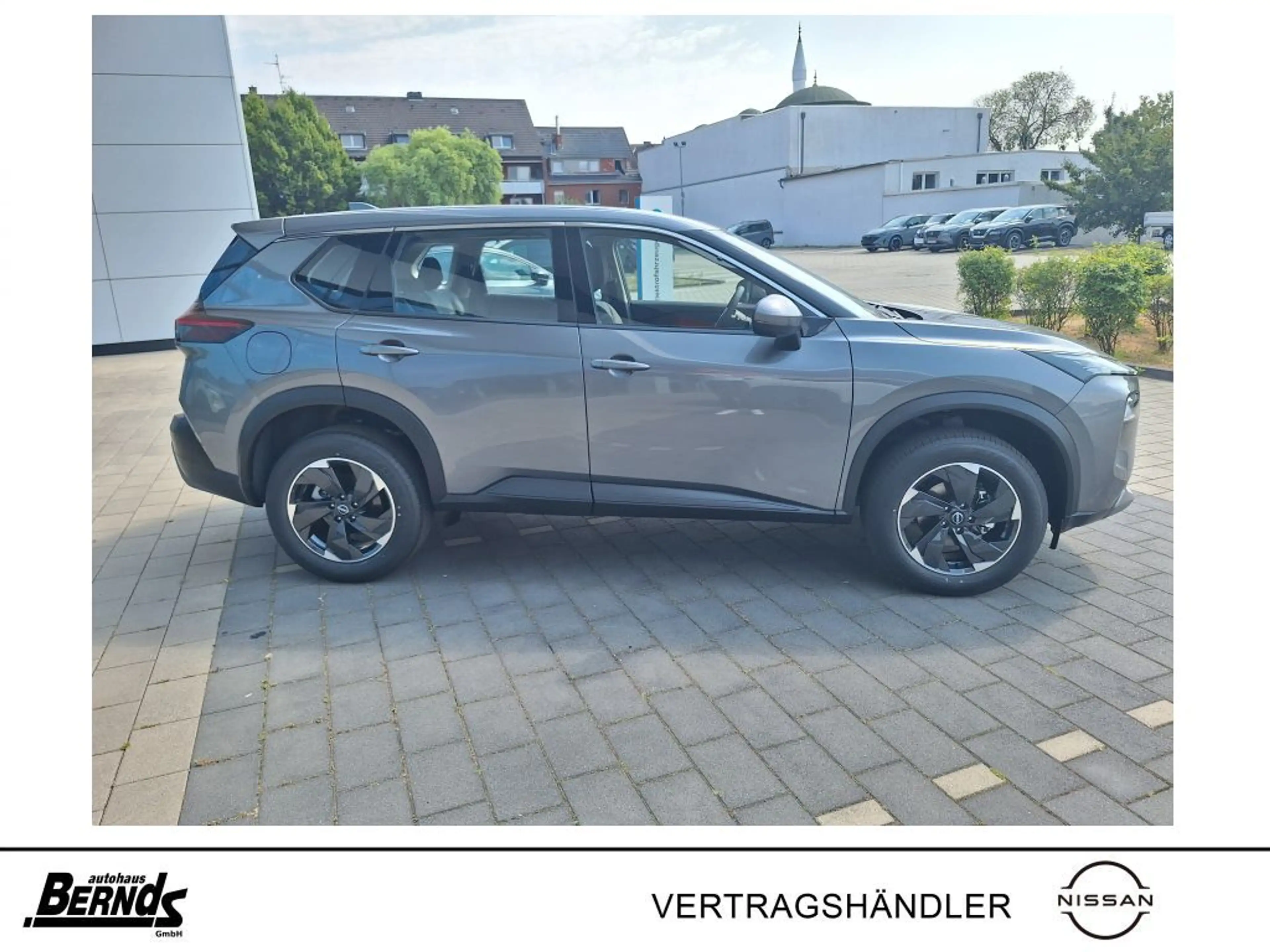 Nissan X-Trail 1.5 VC-T Mild-Hybrid Xtronic Acenta FAMILY&NAVI — photo 4
