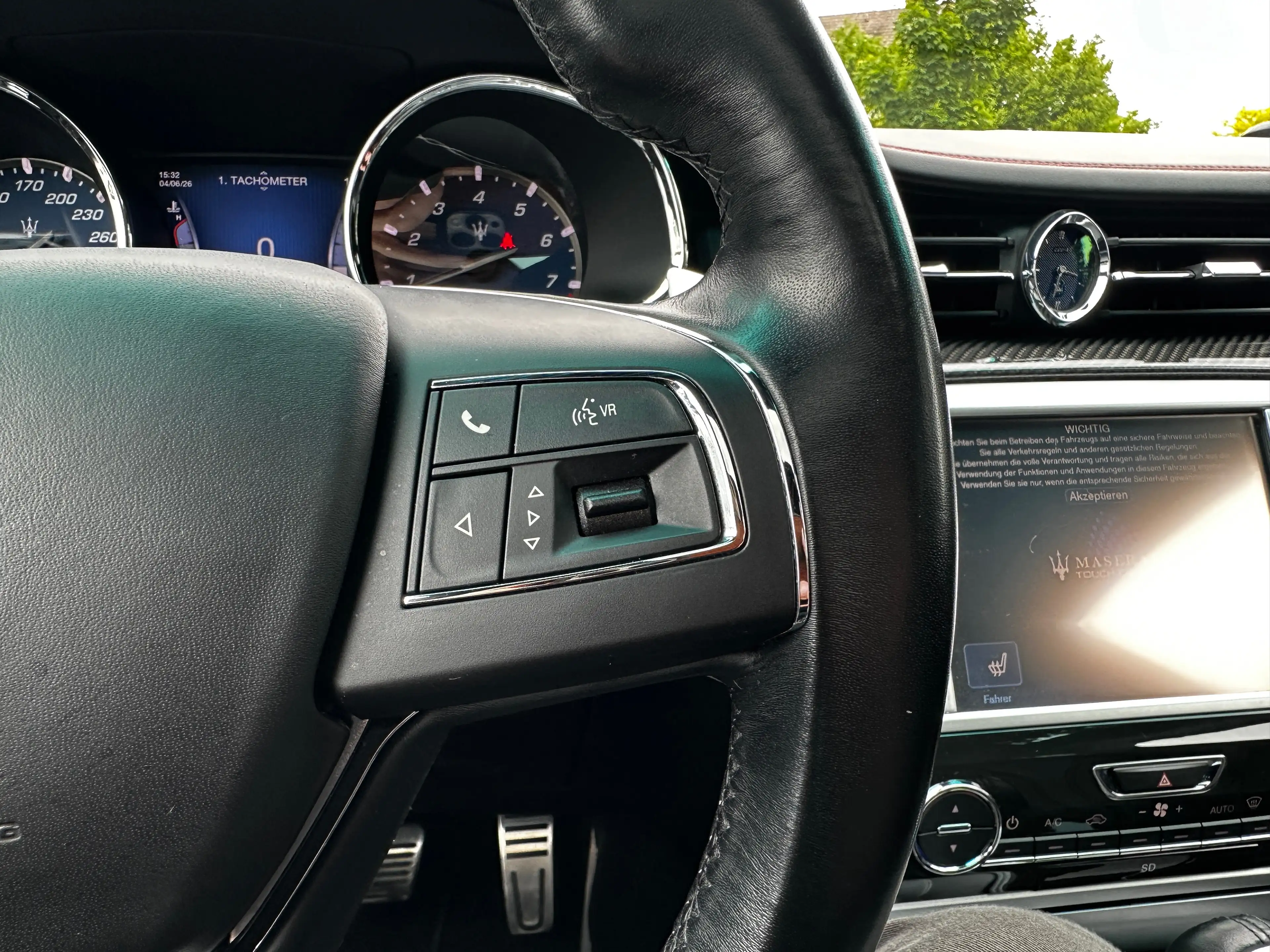 Maserati Quattroporte GTS 3.8 V8 / Top Gepflegt / DE-Auto / Top Historie — photo 20
